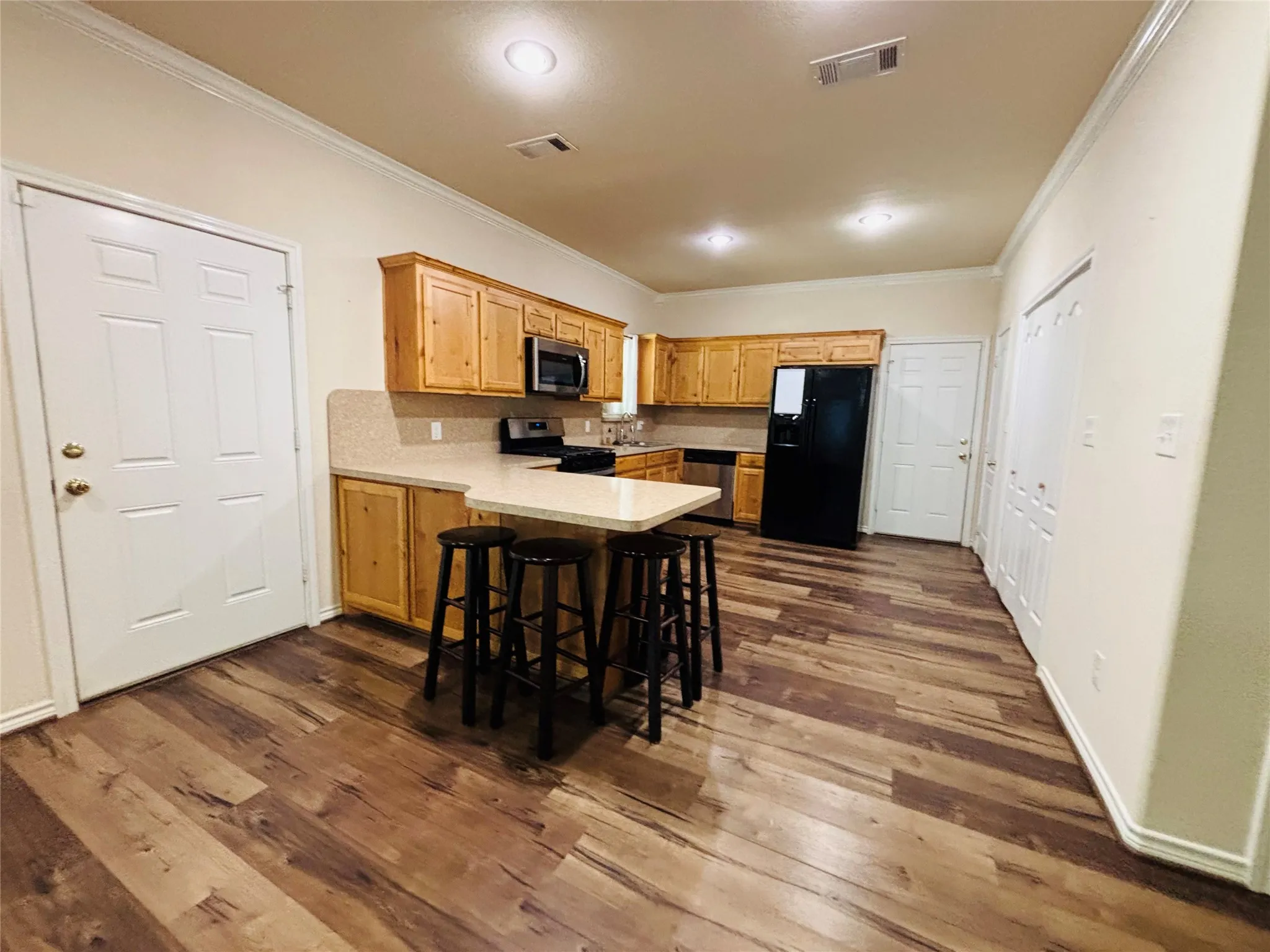 Single Family Residence For Sale in Grayson County , 105 William Street, Pottsboro, Texas 75076, 5 Bedroom, 3 Bathroom, 2 Garage spaces, 1,714 Sqft, built in 2017, mls#21384178, Real Estate Agent in Pottsboro, Homes For Sale in Grayson county, Homes For Sale in Pottsboro, Realtor in Pottsboro Texas, Real Estate Brokerage Independent Realty Texas, Luminita Cordes Realtor