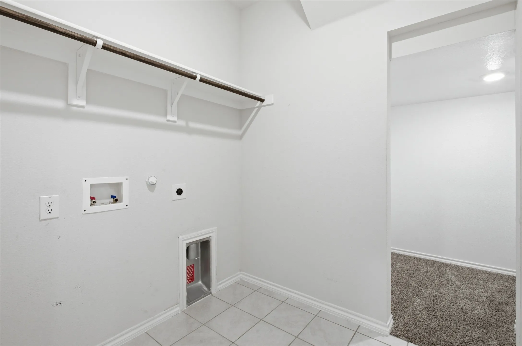 Single Family Residence For Sale in Kaufman County , 1328 Broaddus Road, Forney, Texas 75126, 4 Bedroom, 3 Bathroom, 2 Garage spaces, 2,544 Sqft, built in 2021, mls#21383873, Real Estate Agent in Forney, Homes For Sale in Kaufman county, Homes For Sale in Forney, Realtor in Forney Texas, Real Estate Brokerage Independent Realty Texas, Luminita Cordes Realtor