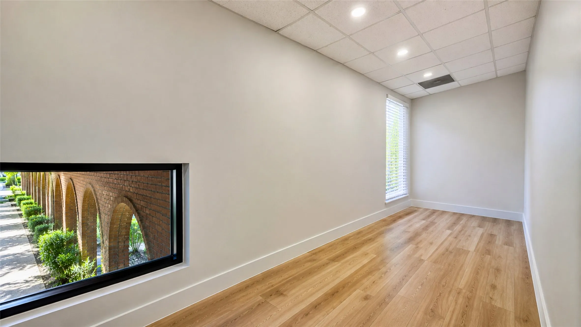Office For Sale in Dallas County , 12989 Jupiter Road 202, Dallas, Texas 75238, 0, 0, Garage spaces, 0 Sqft, built in 1982, mls#21382410, Real Estate Agent in Dallas, Homes For Sale in Dallas county, Homes For Sale in Dallas, Realtor in Dallas Texas, Real Estate Brokerage Independent Realty Texas, Luminita Cordes Realtor