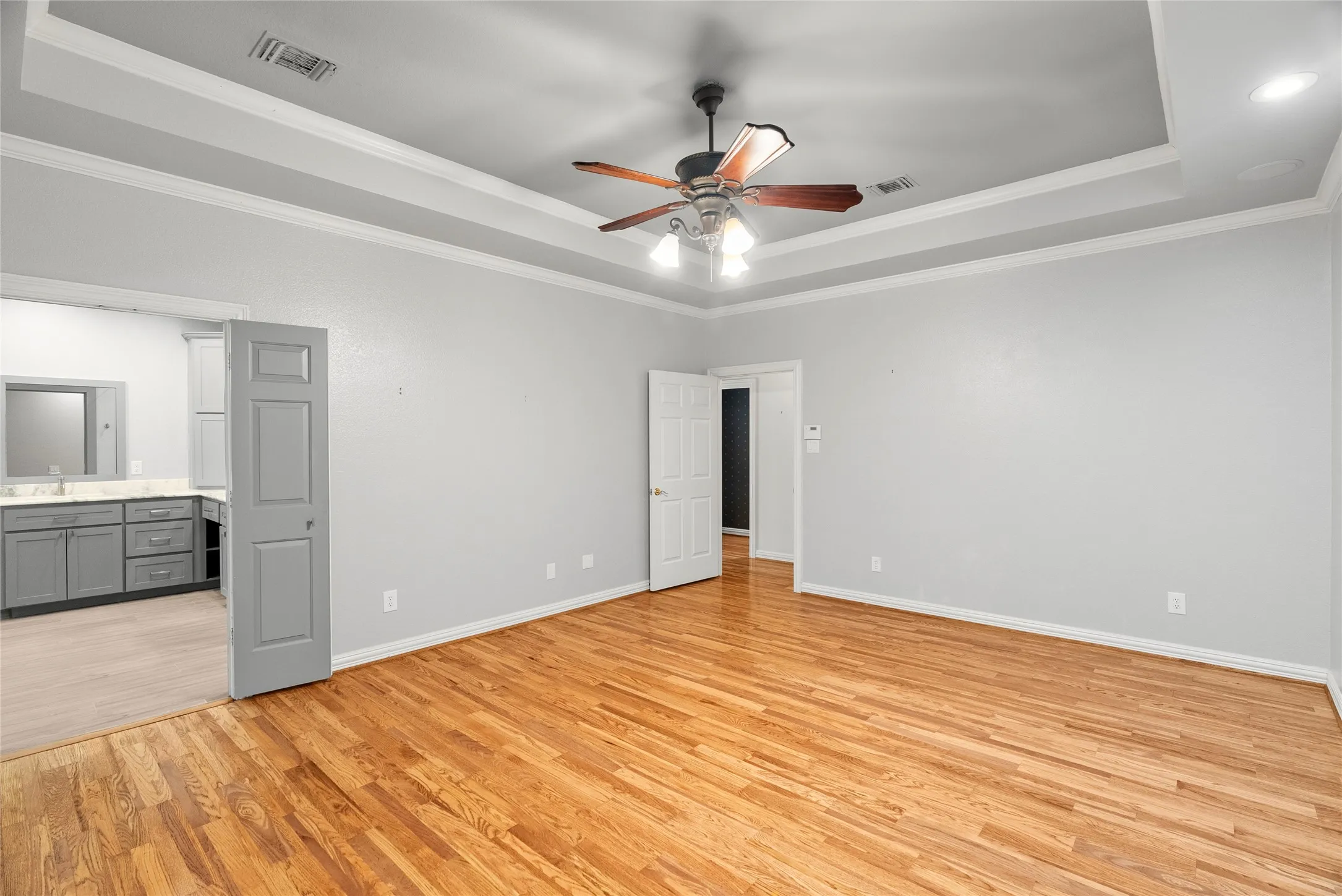 Single Family Residence For Sale in Collin County , 2702 Woodstream Lane, Mc Kinney, Texas 75072, 3 Bedroom, 3 Bathroom, 2 Garage spaces, 2,778 Sqft, built in 1991, mls#21384094, Real Estate Agent in Mc Kinney, Homes For Sale in Collin county, Homes For Sale in Mc Kinney, Realtor in Mc Kinney Texas, Real Estate Brokerage Independent Realty Texas, Luminita Cordes Realtor