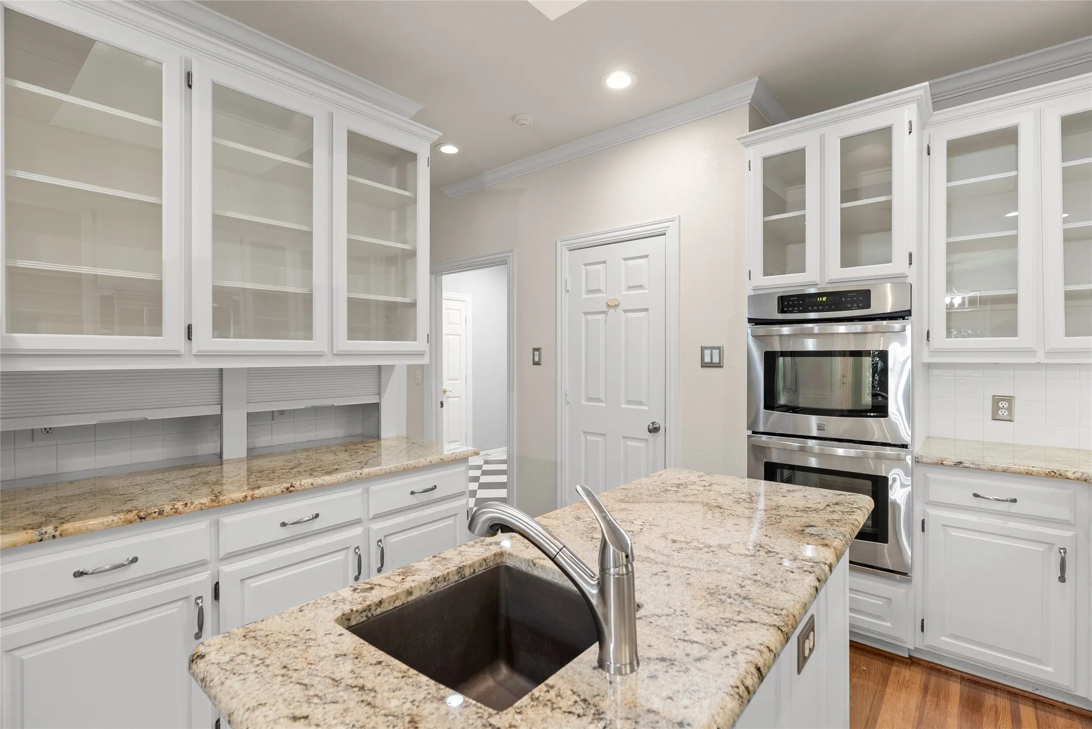 Single Family Residence For Sale in Collin County , 2702 Woodstream Lane, Mc Kinney, Texas 75072, 3 Bedroom, 3 Bathroom, 2 Garage spaces, 2,778 Sqft, built in 1991, mls#21384094, Real Estate Agent in Mc Kinney, Homes For Sale in Collin county, Homes For Sale in Mc Kinney, Realtor in Mc Kinney Texas, Real Estate Brokerage Independent Realty Texas, Luminita Cordes Realtor