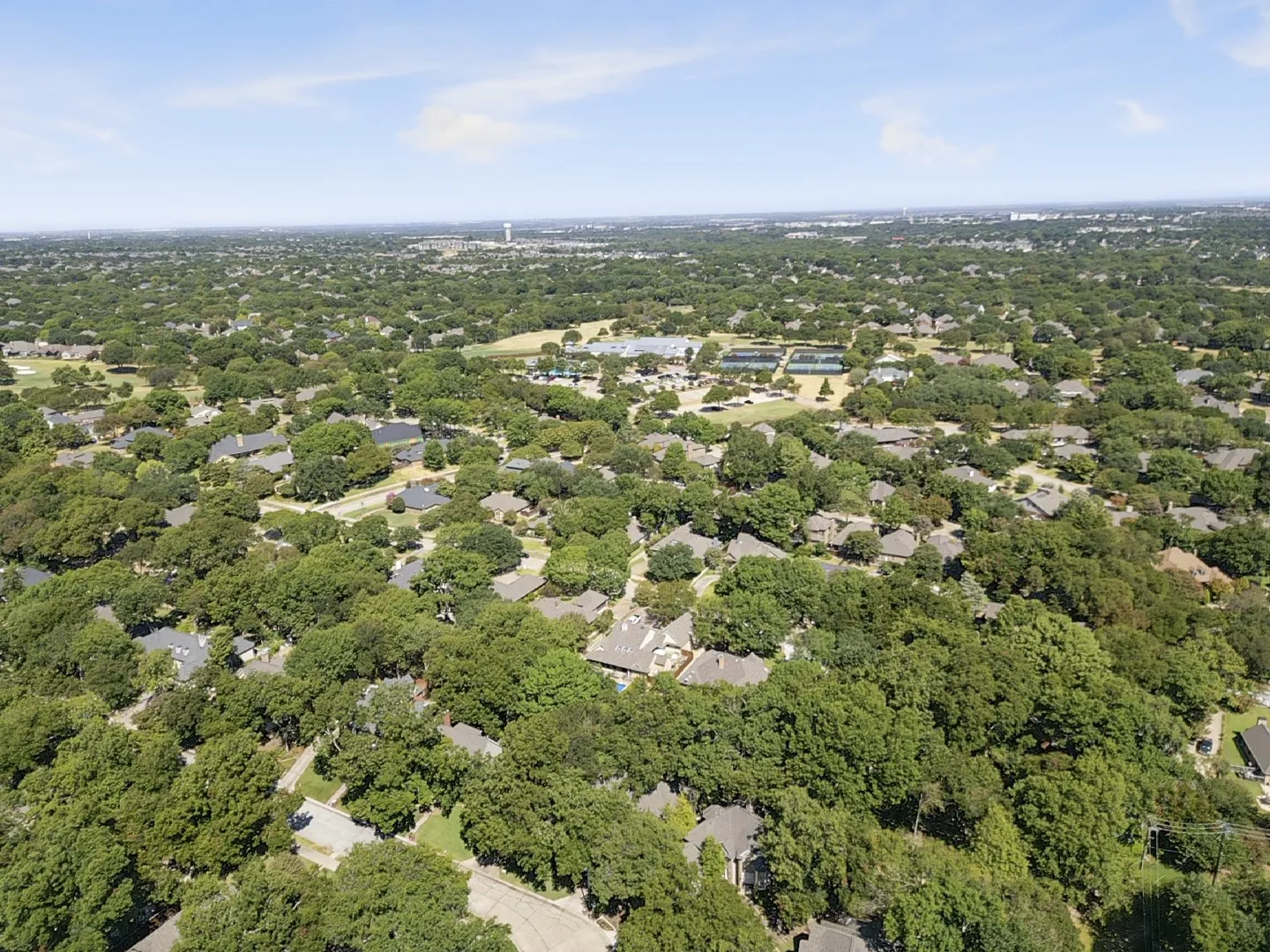 Single Family Residence For Sale in Collin County , 2702 Woodstream Lane, Mc Kinney, Texas 75072, 3 Bedroom, 3 Bathroom, 2 Garage spaces, 2,778 Sqft, built in 1991, mls#21384094, Real Estate Agent in Mc Kinney, Homes For Sale in Collin county, Homes For Sale in Mc Kinney, Realtor in Mc Kinney Texas, Real Estate Brokerage Independent Realty Texas, Luminita Cordes Realtor