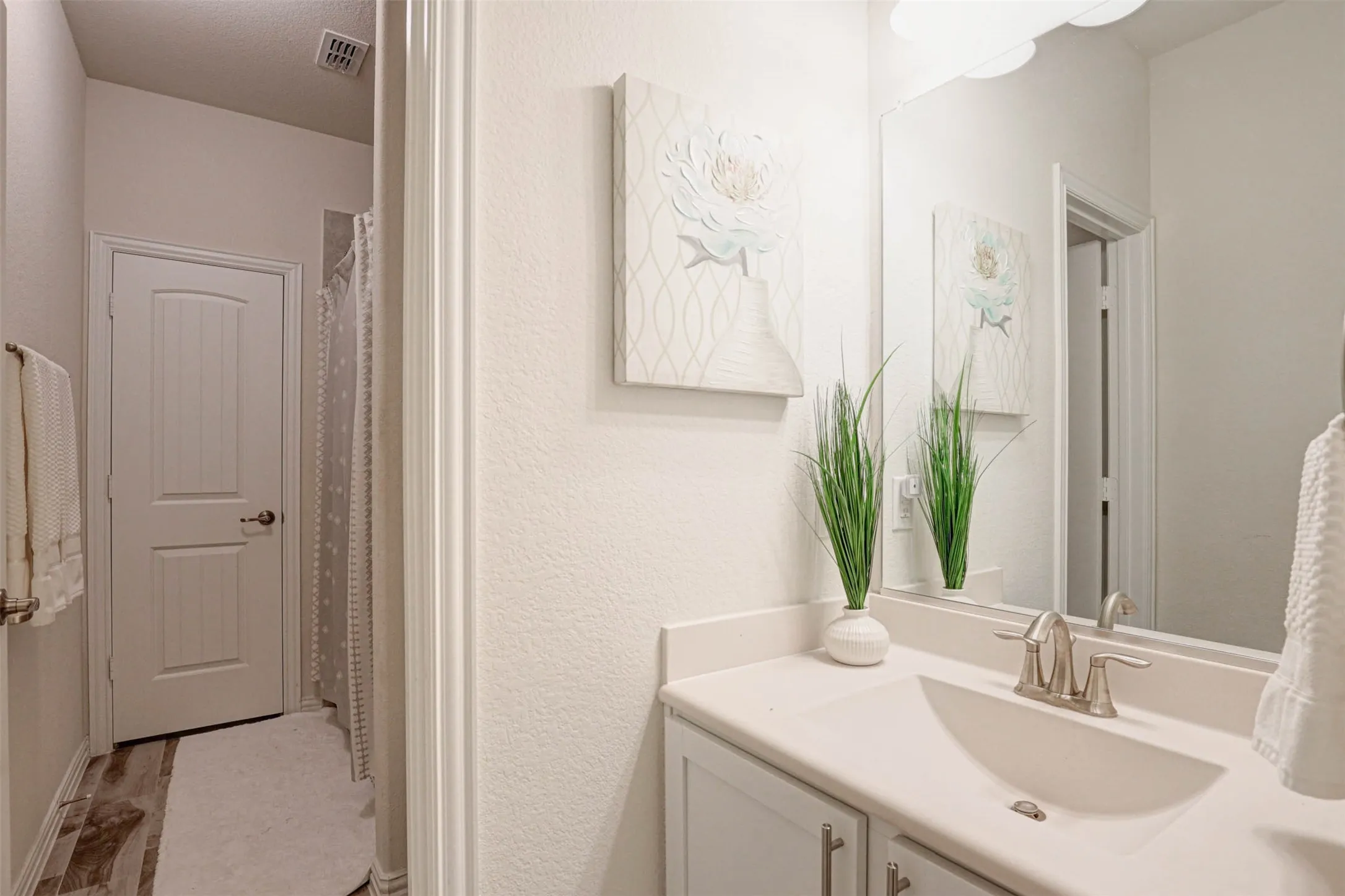 Single Family Residence For Sale in Denton County , 14864 Gilley Lane, Fort Worth, Texas 76052, 3 Bedroom, 2 Bathroom, 2 Garage spaces, 2,048 Sqft, built in 2020, mls#21380163, Real Estate Agent in Fort Worth, Homes For Sale in Denton county, Homes For Sale in Fort Worth, Realtor in Fort Worth Texas, Real Estate Brokerage Independent Realty Texas, Luminita Cordes Realtor