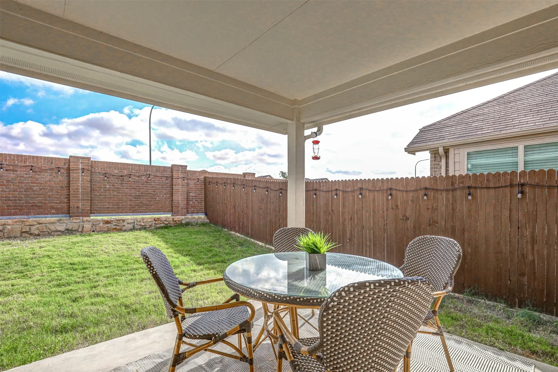 Single Family Residence For Sale in Denton County , 14864 Gilley Lane, Fort Worth, Texas 76052, 3 Bedroom, 2 Bathroom, 2 Garage spaces, 2,048 Sqft, built in 2020, mls#21380163, Real Estate Agent in Fort Worth, Homes For Sale in Denton county, Homes For Sale in Fort Worth, Realtor in Fort Worth Texas, Real Estate Brokerage Independent Realty Texas, Luminita Cordes Realtor