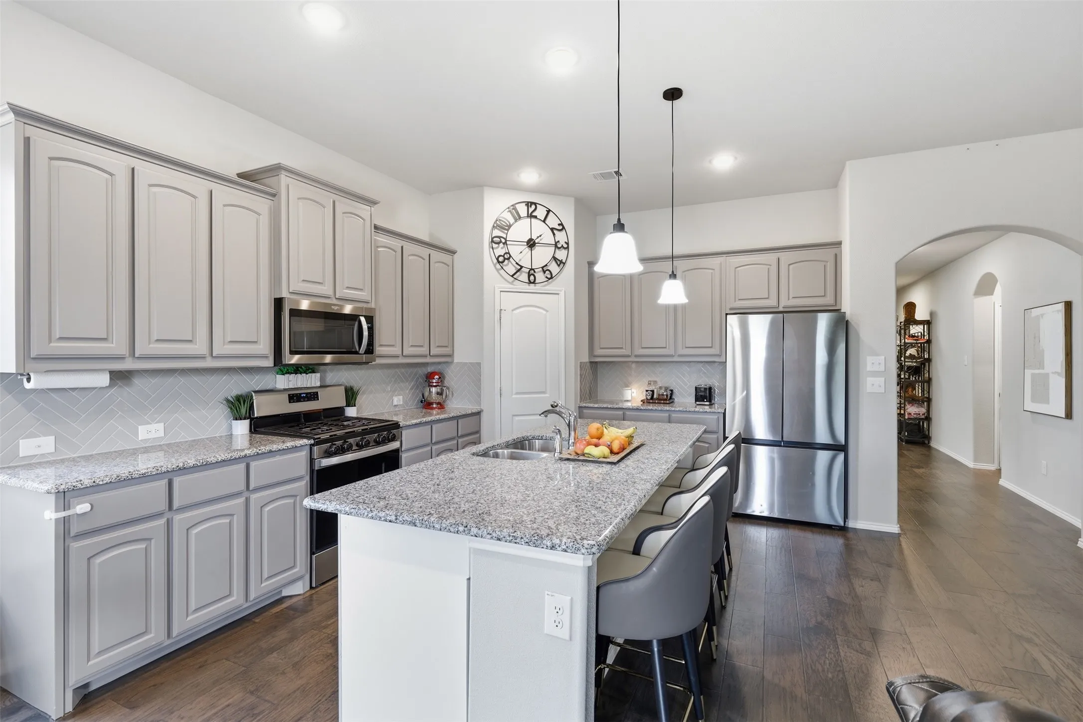 Single Family Residence For Sale in Parker County , 728 Ruellia Street, Weatherford, Texas 76086, 4 Bedroom, 3 Bathroom, 2 Garage spaces, 2,440 Sqft, built in 2022, mls#21384024, Real Estate Agent in Weatherford, Homes For Sale in Parker county, Homes For Sale in Weatherford, Realtor in Weatherford Texas, Real Estate Brokerage Independent Realty Texas, Luminita Cordes Realtor