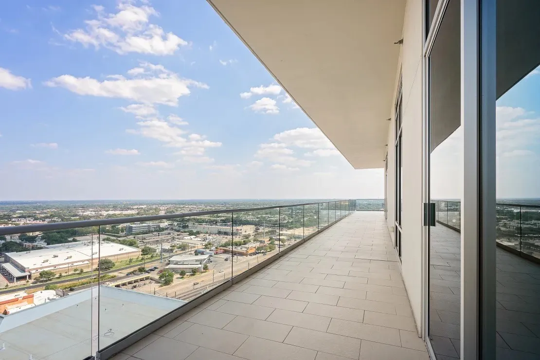 Apartment For Rent in Dallas County , 8066 Park Lane 2015, Dallas, Texas 75231, 3 Bedroom, 3 Bathroom, 2 Garage spaces, 3,819 Sqft, built in 2007, mls#21384207, Real Estate Agent in Dallas, Homes For Rent in Dallas county, Homes For Rent in Dallas, Realtor in Dallas Texas, Real Estate Brokerage Independent Realty Texas, Luminita Cordes Realtor