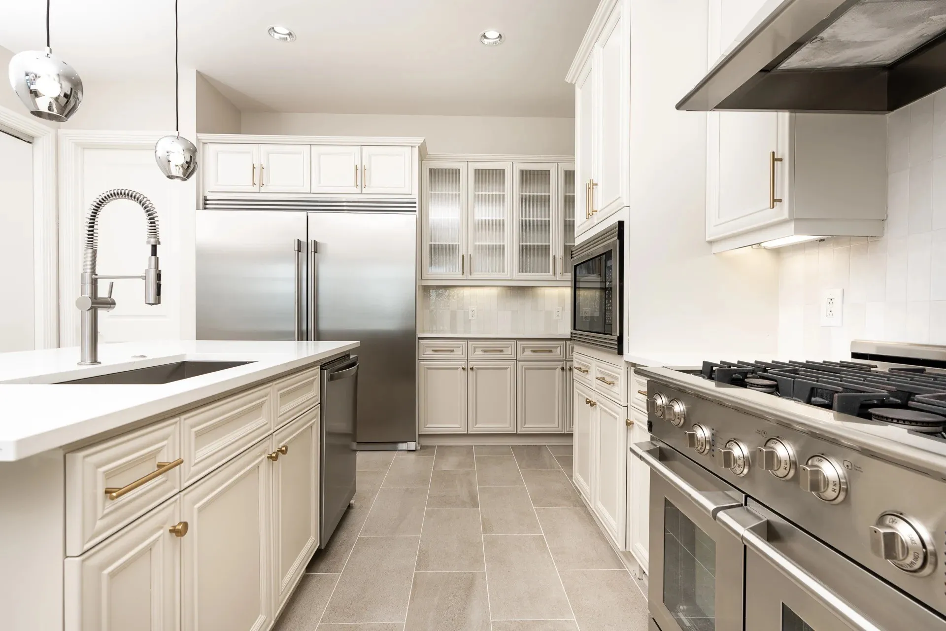 Apartment For Rent in Dallas County , 8066 Park Lane 2015, Dallas, Texas 75231, 3 Bedroom, 3 Bathroom, 2 Garage spaces, 3,819 Sqft, built in 2007, mls#21384207, Real Estate Agent in Dallas, Homes For Rent in Dallas county, Homes For Rent in Dallas, Realtor in Dallas Texas, Real Estate Brokerage Independent Realty Texas, Luminita Cordes Realtor