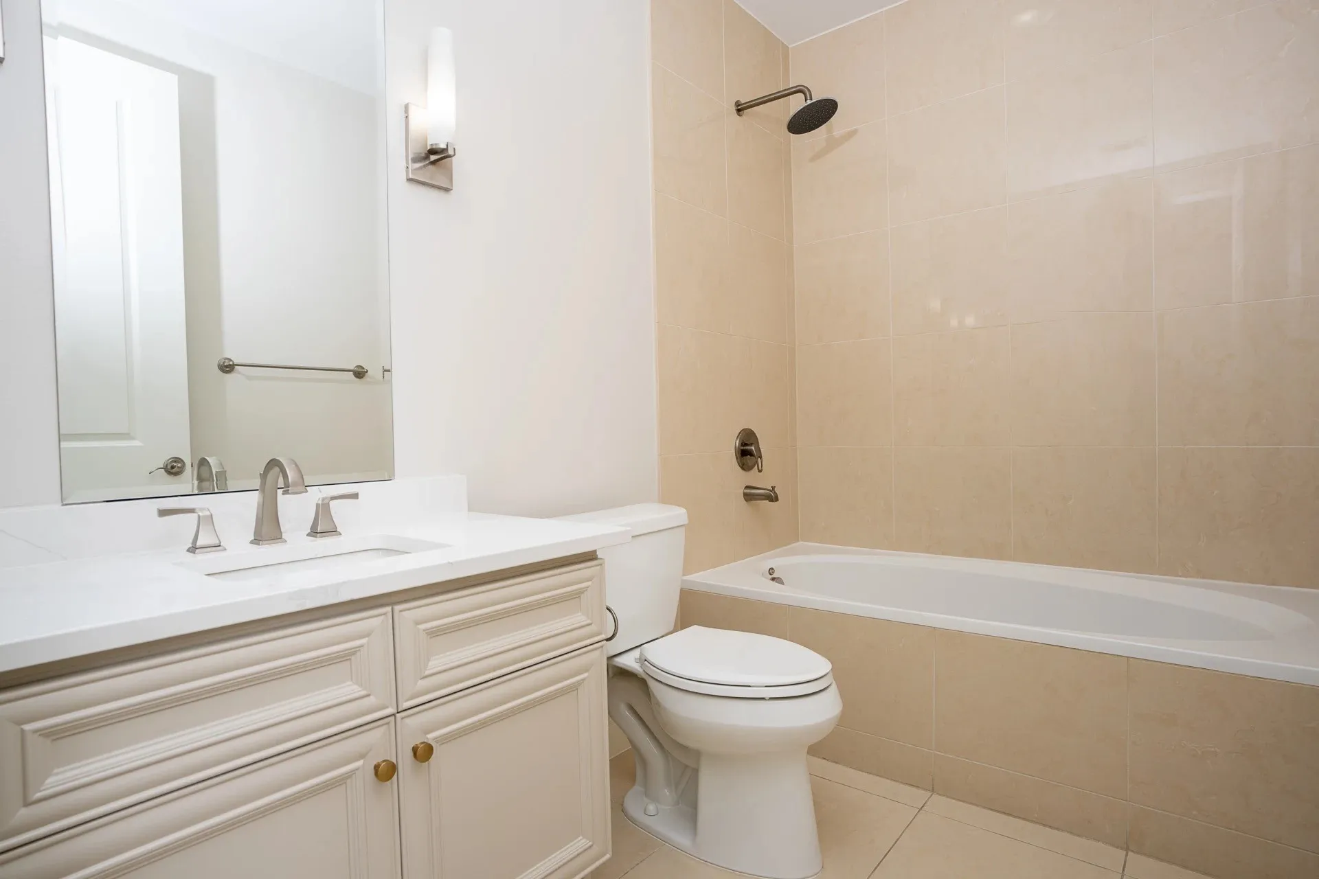 Apartment For Rent in Dallas County , 8066 Park Lane 2015, Dallas, Texas 75231, 3 Bedroom, 3 Bathroom, 2 Garage spaces, 3,819 Sqft, built in 2007, mls#21384207, Real Estate Agent in Dallas, Homes For Rent in Dallas county, Homes For Rent in Dallas, Realtor in Dallas Texas, Real Estate Brokerage Independent Realty Texas, Luminita Cordes Realtor