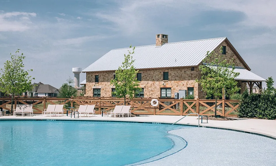The community of Light Farms offers 5 swimming pools.