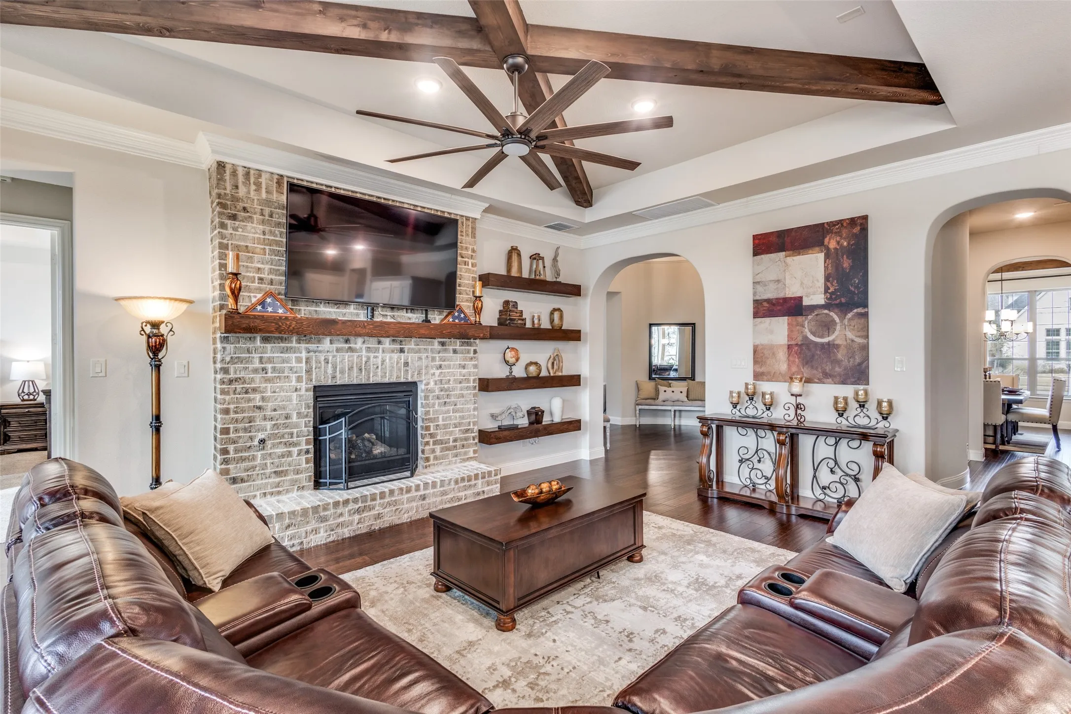Single Family Residence For Sale in Collin County , 1762 Ellington Drive, Celina, Texas 75009, 5 Bedroom, 5 Bathroom, 3 Garage spaces, 4,365 Sqft, built in 2022, mls#21382387, Real Estate Agent in Celina, Homes For Sale in Collin county, Homes For Sale in Celina, Realtor in Celina Texas, Real Estate Brokerage Independent Realty Texas, Luminita Cordes Realtor