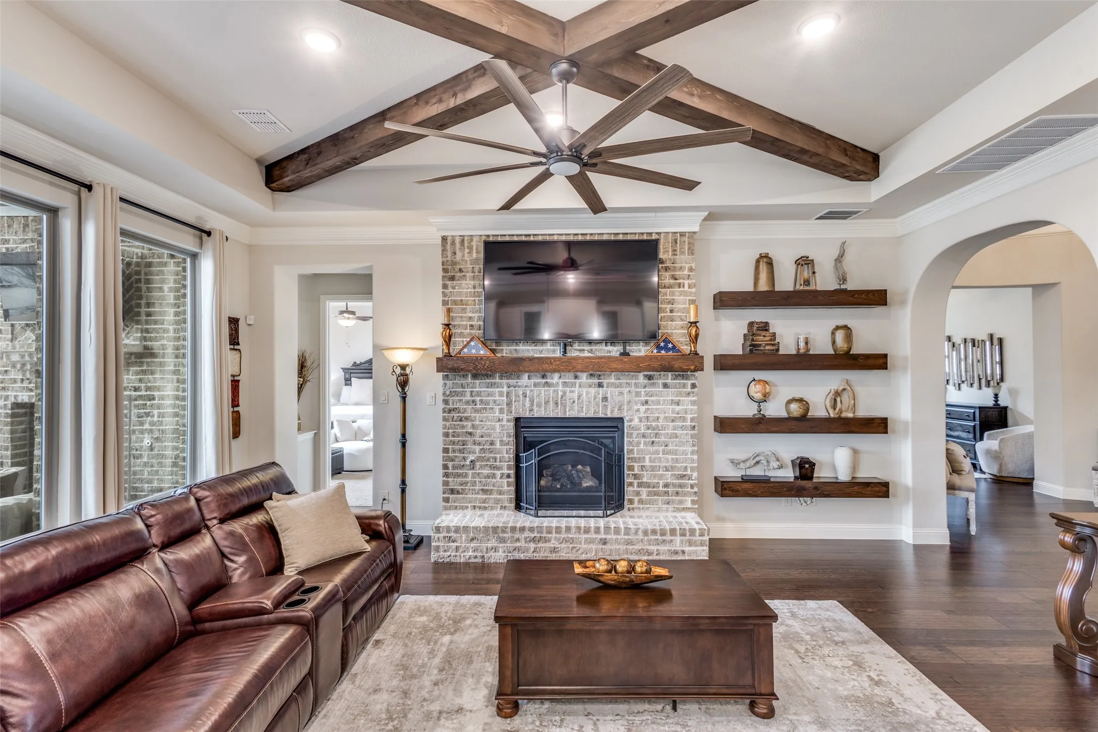 Single Family Residence For Sale in Collin County , 1762 Ellington Drive, Celina, Texas 75009, 5 Bedroom, 5 Bathroom, 3 Garage spaces, 4,365 Sqft, built in 2022, mls#21382387, Real Estate Agent in Celina, Homes For Sale in Collin county, Homes For Sale in Celina, Realtor in Celina Texas, Real Estate Brokerage Independent Realty Texas, Luminita Cordes Realtor