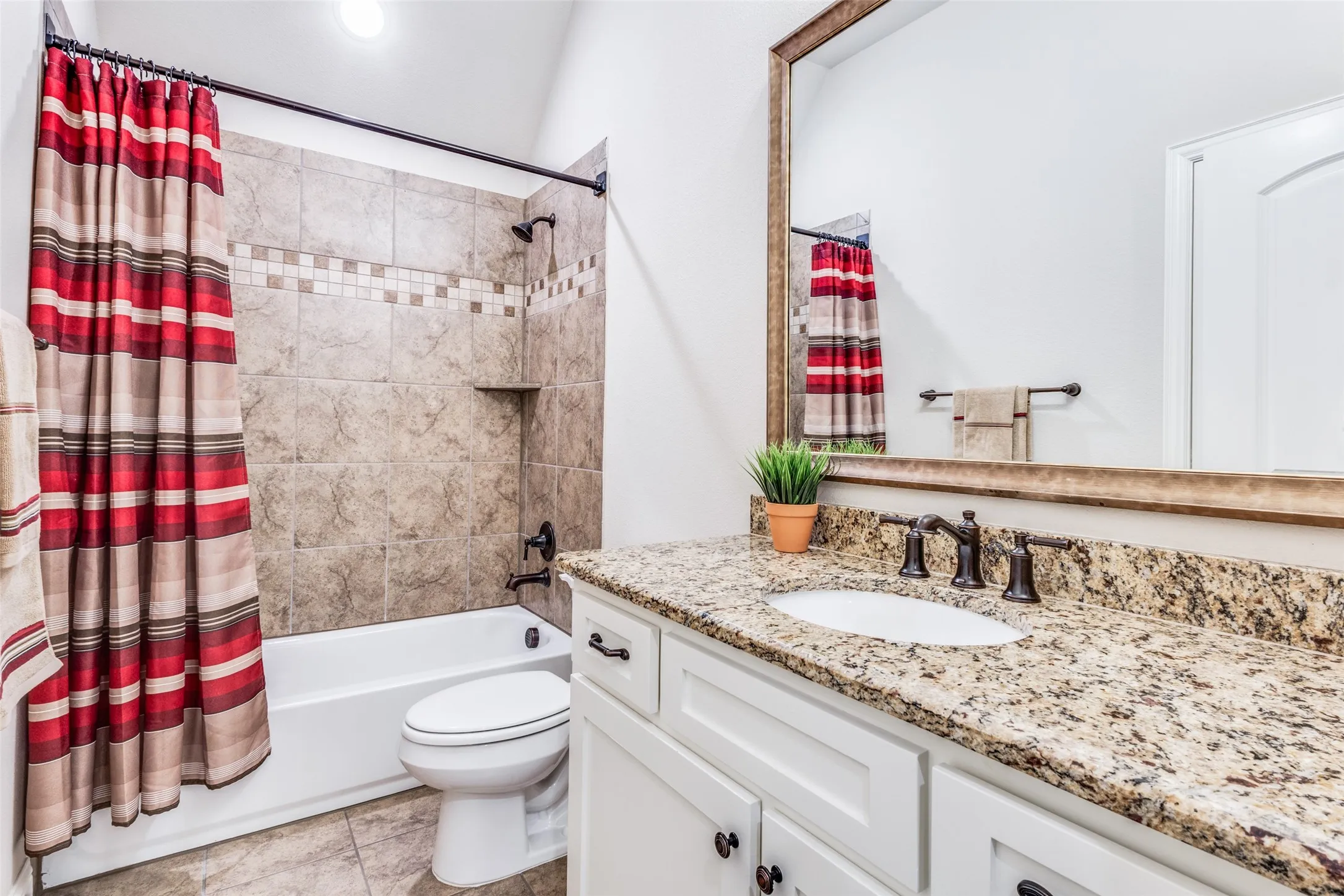 Upstairs hall bathroom