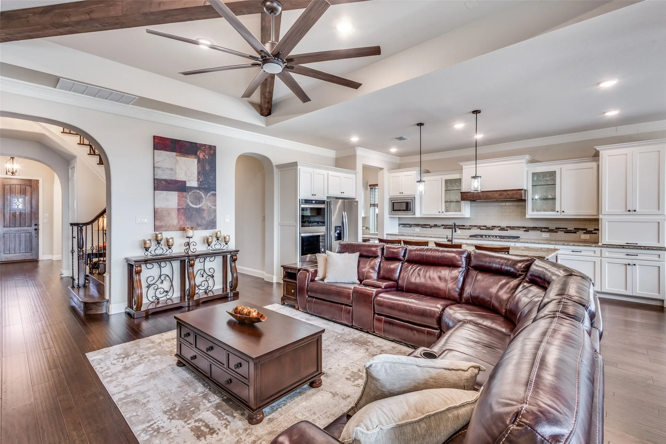 Single Family Residence For Sale in Collin County , 1762 Ellington Drive, Celina, Texas 75009, 5 Bedroom, 5 Bathroom, 3 Garage spaces, 4,365 Sqft, built in 2022, mls#21382387, Real Estate Agent in Celina, Homes For Sale in Collin county, Homes For Sale in Celina, Realtor in Celina Texas, Real Estate Brokerage Independent Realty Texas, Luminita Cordes Realtor
