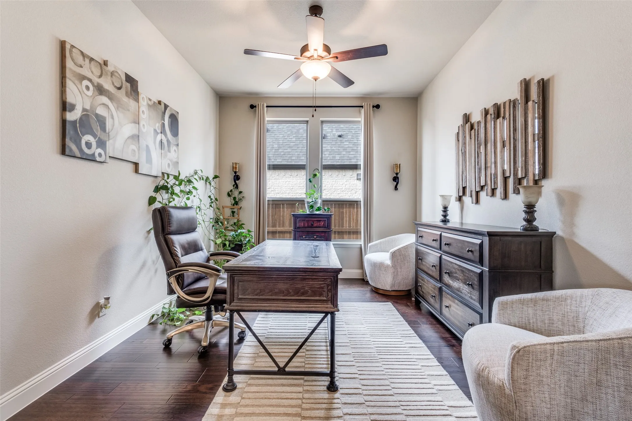 Single Family Residence For Sale in Collin County , 1762 Ellington Drive, Celina, Texas 75009, 5 Bedroom, 5 Bathroom, 3 Garage spaces, 4,365 Sqft, built in 2022, mls#21382387, Real Estate Agent in Celina, Homes For Sale in Collin county, Homes For Sale in Celina, Realtor in Celina Texas, Real Estate Brokerage Independent Realty Texas, Luminita Cordes Realtor