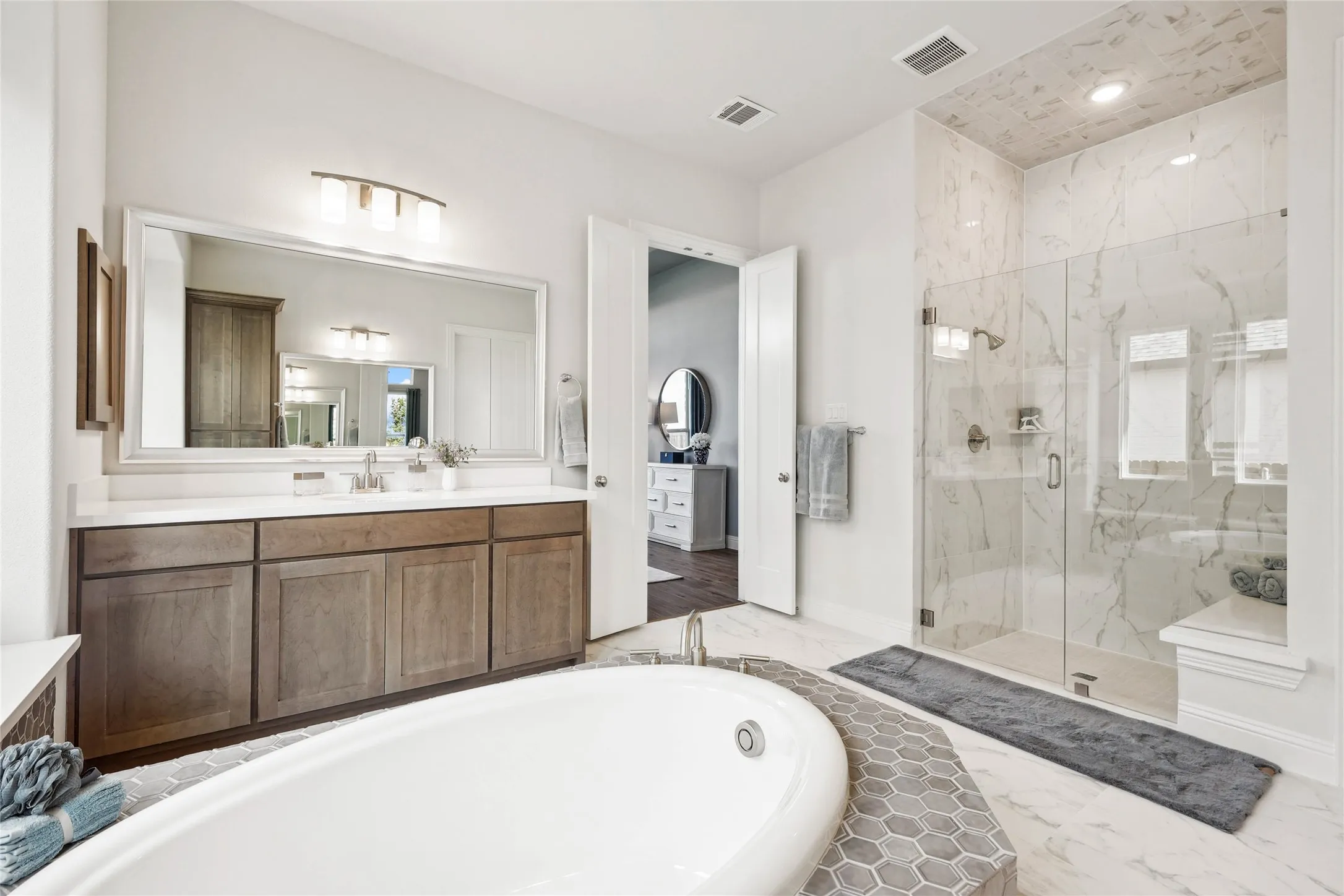 Model home photos of similar floorplans, not pictures of actual home.
