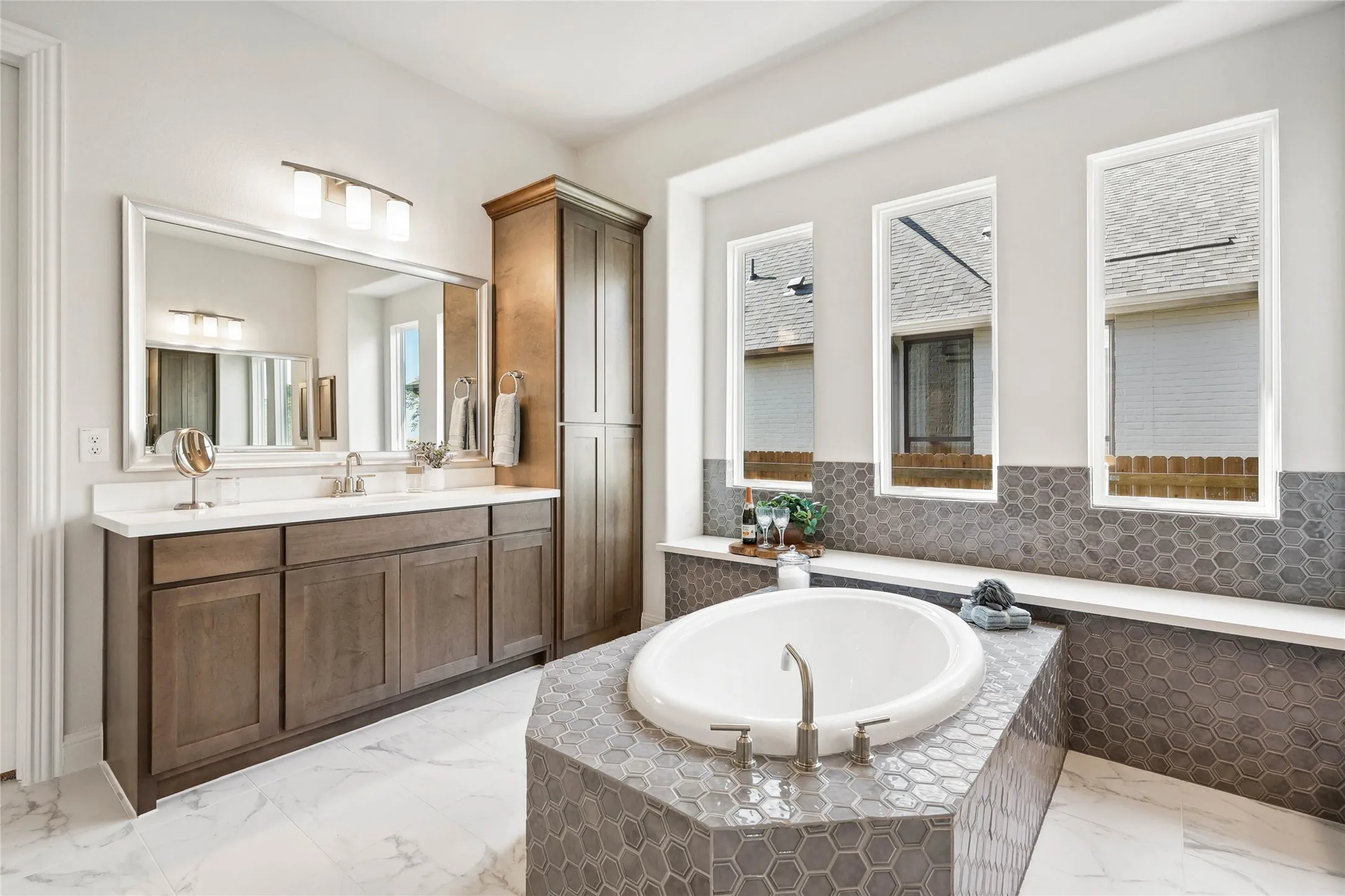 Model home photos of similar floorplans, not pictures of actual home.
