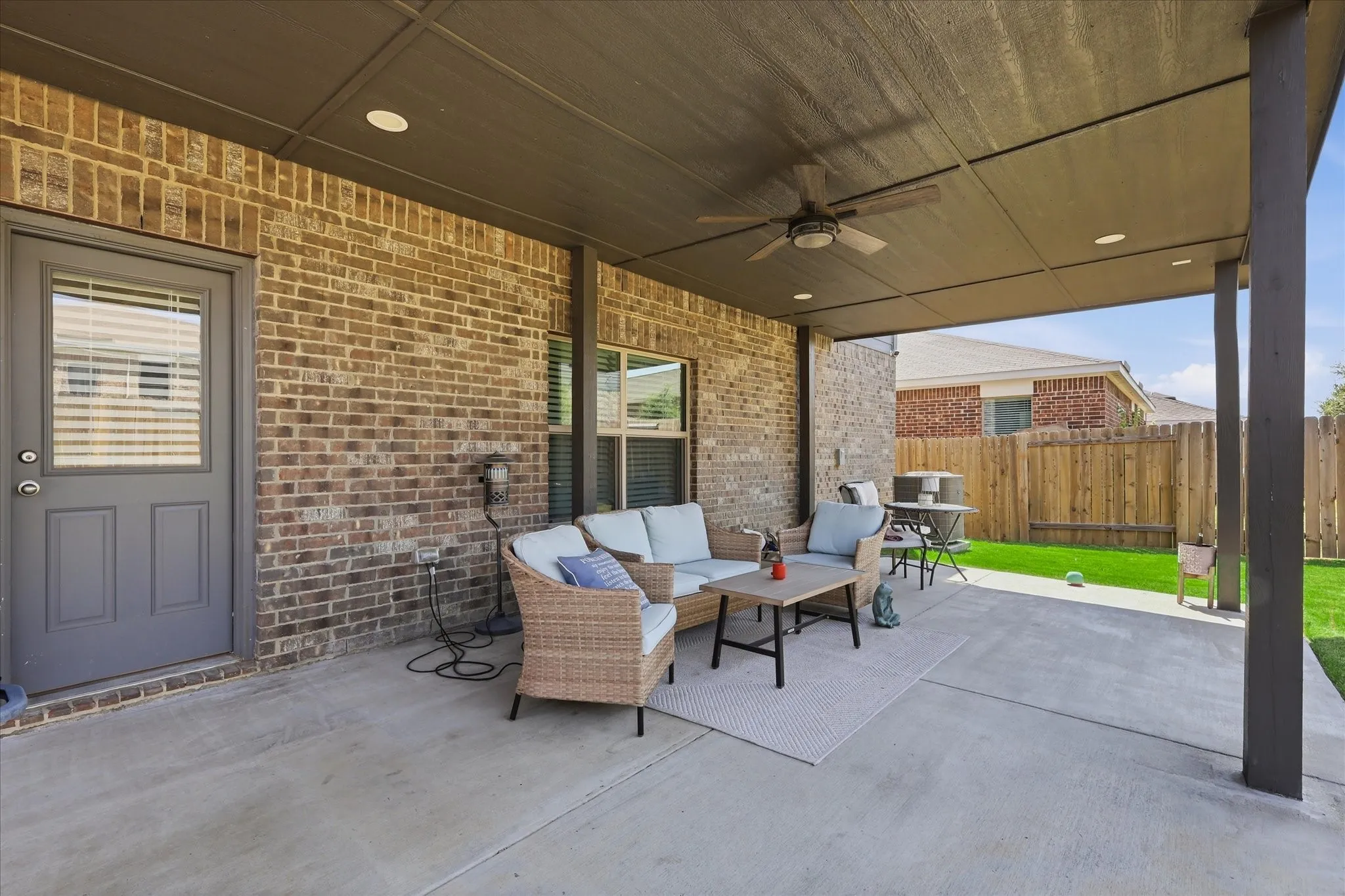 Single Family Residence For Sale in Dallas County , 2031 Canterbury Drive, Seagoville, Texas 75159, 4 Bedroom, 3 Bathroom, 2 Garage spaces, 2,209 Sqft, built in 2021, mls#21383671, Real Estate Agent in Seagoville, Homes For Sale in Dallas county, Homes For Sale in Seagoville, Realtor in Seagoville Texas, Real Estate Brokerage Independent Realty Texas, Luminita Cordes Realtor