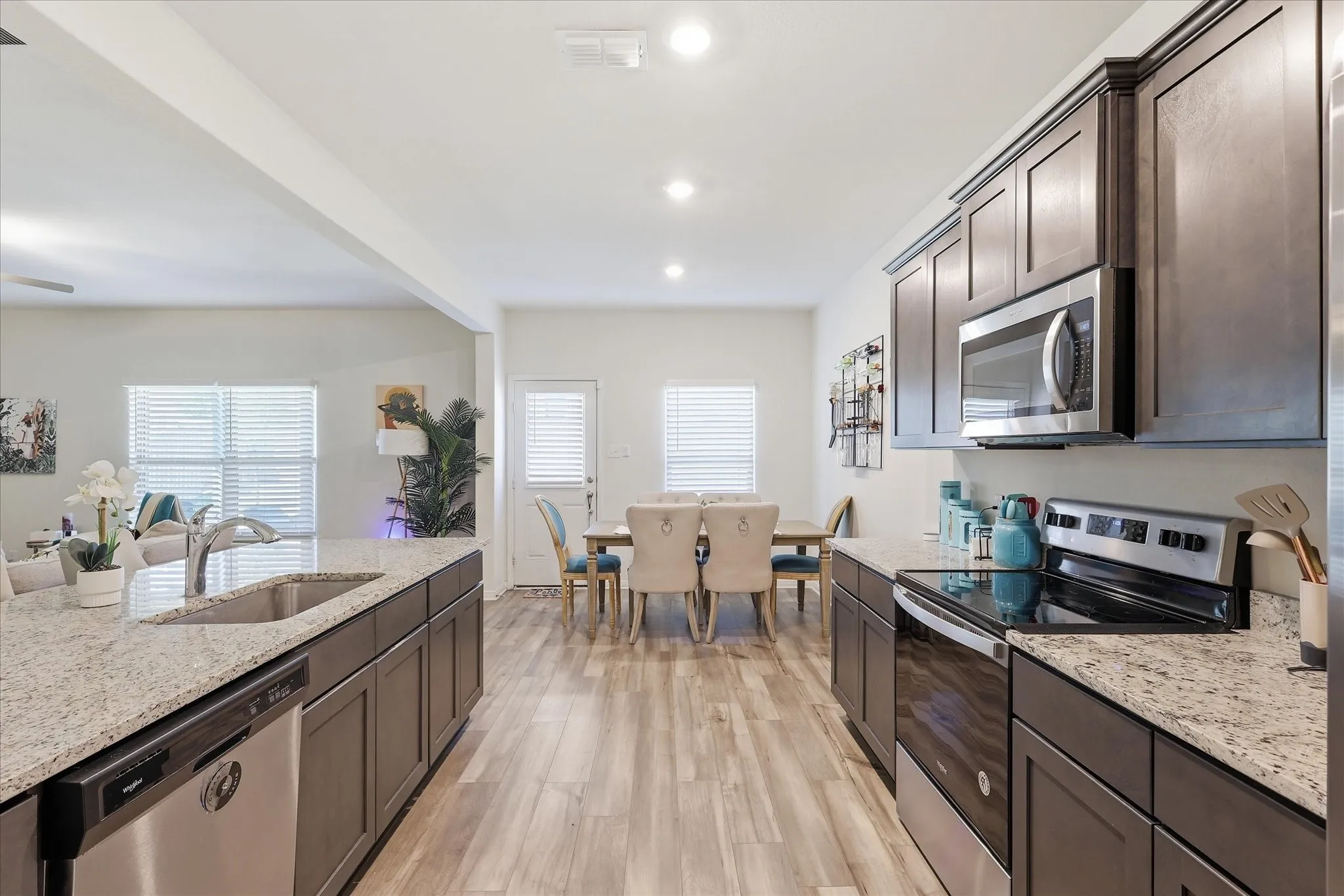 Single Family Residence For Sale in Dallas County , 2031 Canterbury Drive, Seagoville, Texas 75159, 4 Bedroom, 3 Bathroom, 2 Garage spaces, 2,209 Sqft, built in 2021, mls#21383671, Real Estate Agent in Seagoville, Homes For Sale in Dallas county, Homes For Sale in Seagoville, Realtor in Seagoville Texas, Real Estate Brokerage Independent Realty Texas, Luminita Cordes Realtor