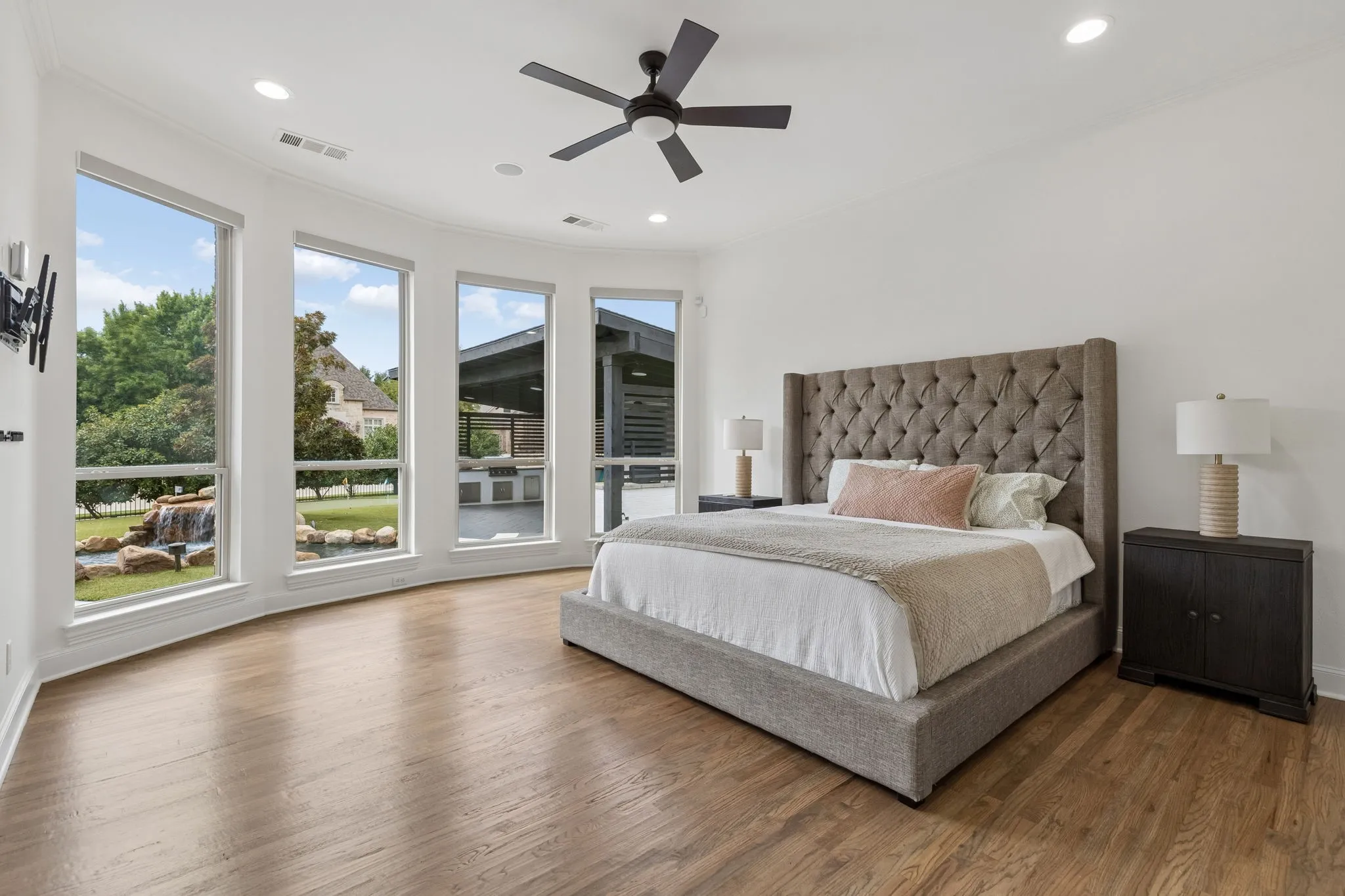 Single Family Residence For Sale in Denton County , 11790 Azteca Lane, Frisco, Texas 75033, 4 Bedroom, 5 Bathroom, 3 Garage spaces, 4,272 Sqft, built in 2005, mls#21383868, Real Estate Agent in Frisco, Homes For Sale in Denton county, Homes For Sale in Frisco, Realtor in Frisco Texas, Real Estate Brokerage Independent Realty Texas, Luminita Cordes Realtor
