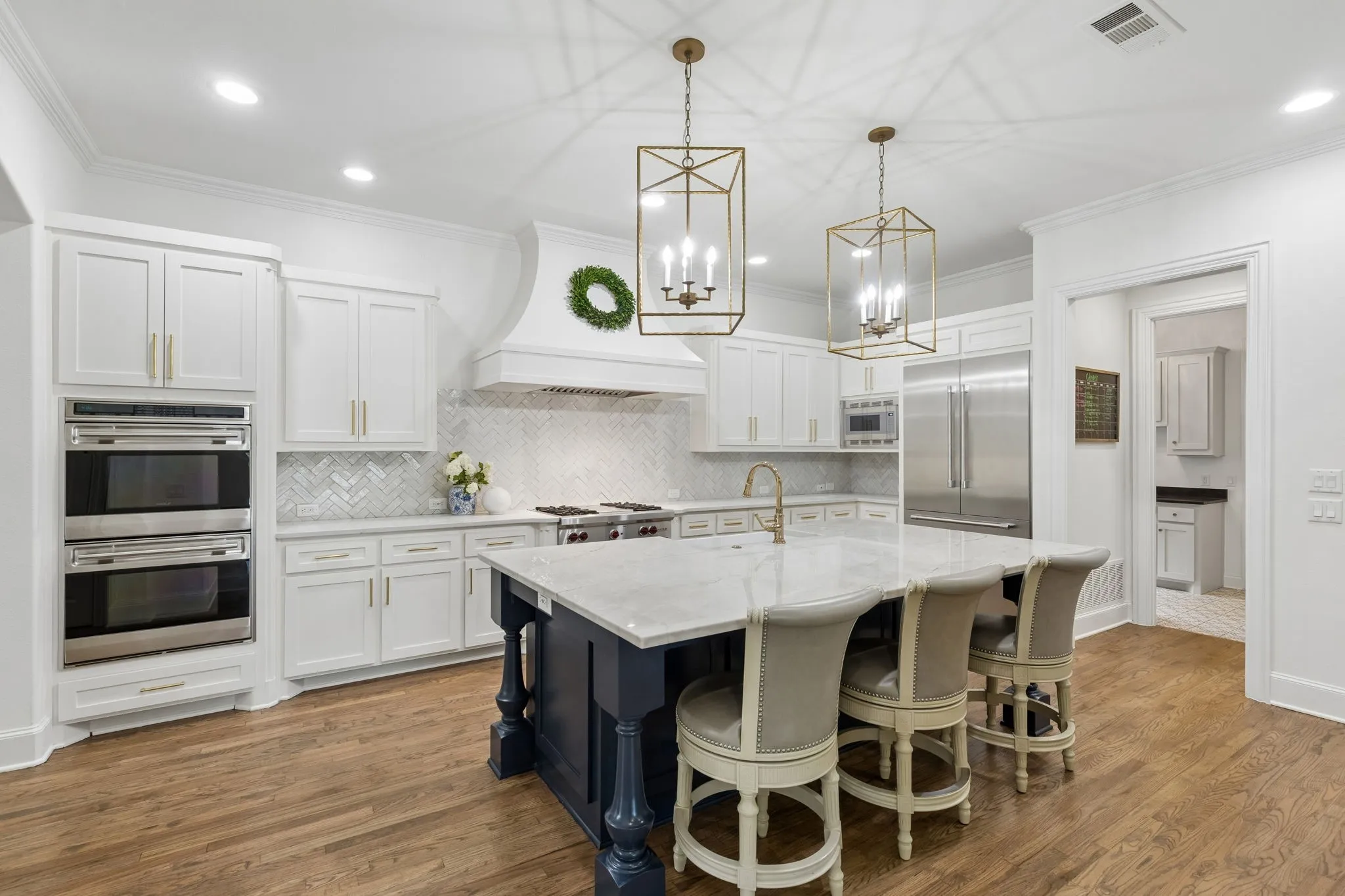 Single Family Residence For Sale in Denton County , 11790 Azteca Lane, Frisco, Texas 75033, 4 Bedroom, 5 Bathroom, 3 Garage spaces, 4,272 Sqft, built in 2005, mls#21383868, Real Estate Agent in Frisco, Homes For Sale in Denton county, Homes For Sale in Frisco, Realtor in Frisco Texas, Real Estate Brokerage Independent Realty Texas, Luminita Cordes Realtor