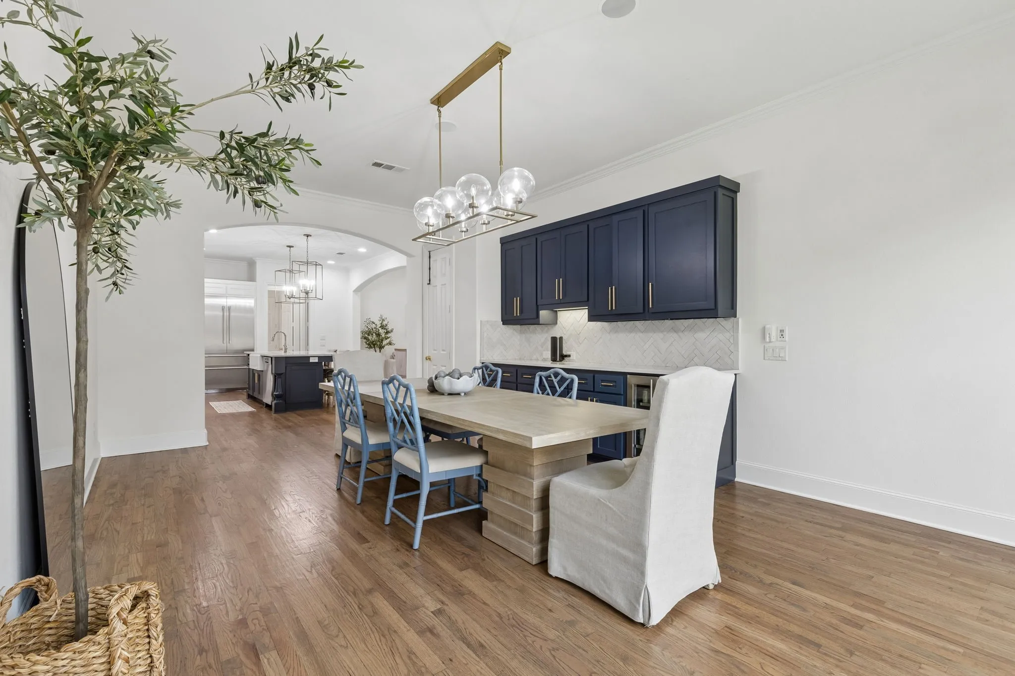 Single Family Residence For Sale in Denton County , 11790 Azteca Lane, Frisco, Texas 75033, 4 Bedroom, 5 Bathroom, 3 Garage spaces, 4,272 Sqft, built in 2005, mls#21383868, Real Estate Agent in Frisco, Homes For Sale in Denton county, Homes For Sale in Frisco, Realtor in Frisco Texas, Real Estate Brokerage Independent Realty Texas, Luminita Cordes Realtor