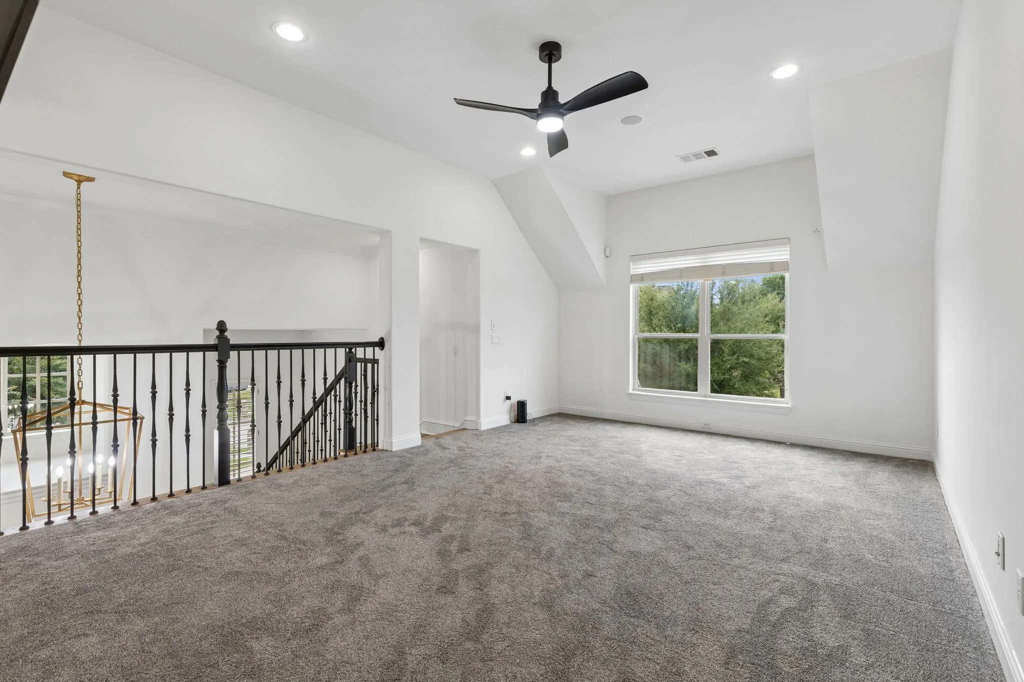 Single Family Residence For Sale in Denton County , 11790 Azteca Lane, Frisco, Texas 75033, 4 Bedroom, 5 Bathroom, 3 Garage spaces, 4,272 Sqft, built in 2005, mls#21383868, Real Estate Agent in Frisco, Homes For Sale in Denton county, Homes For Sale in Frisco, Realtor in Frisco Texas, Real Estate Brokerage Independent Realty Texas, Luminita Cordes Realtor