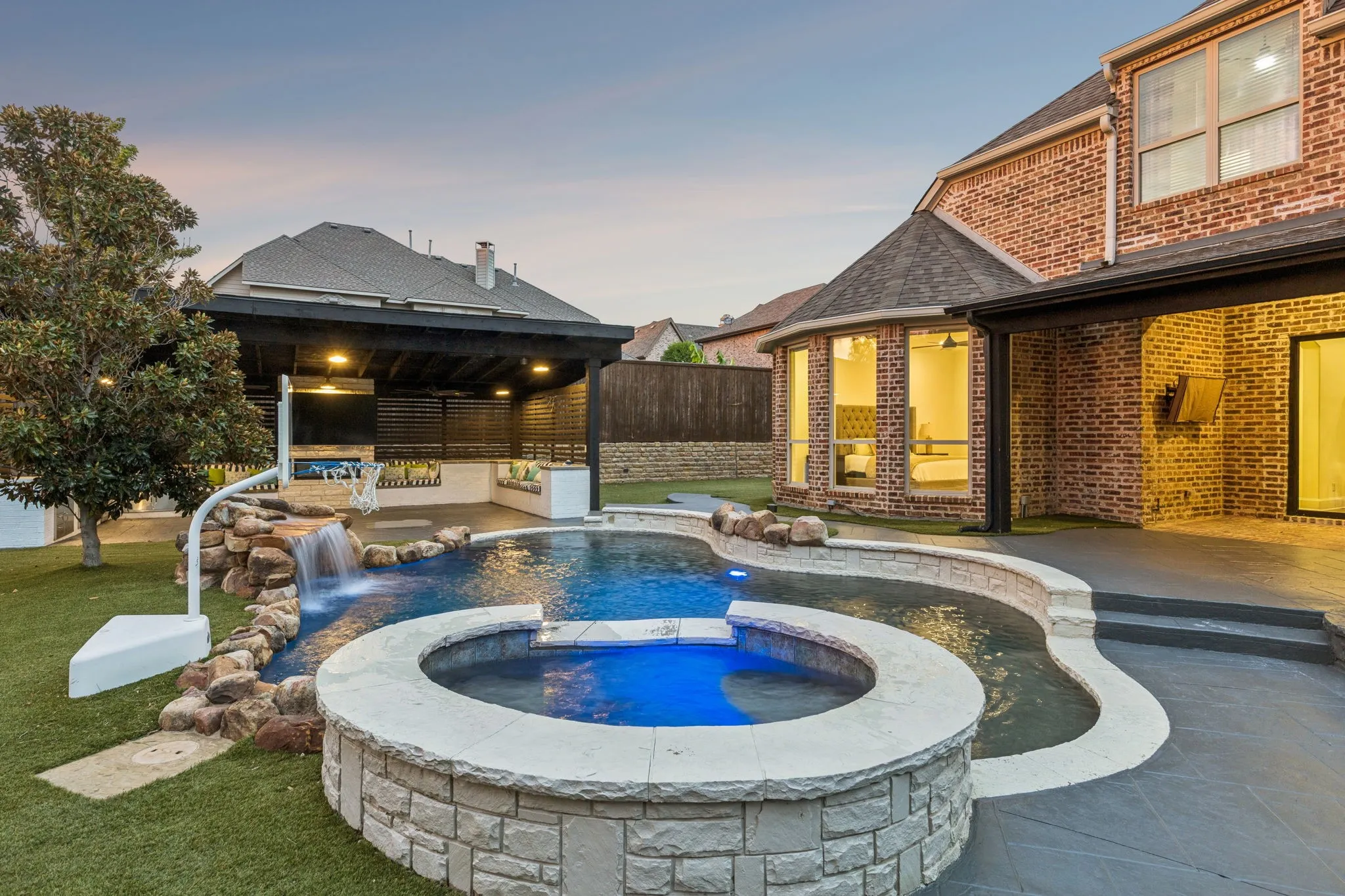 Single Family Residence For Sale in Denton County , 11790 Azteca Lane, Frisco, Texas 75033, 4 Bedroom, 5 Bathroom, 3 Garage spaces, 4,272 Sqft, built in 2005, mls#21383868, Real Estate Agent in Frisco, Homes For Sale in Denton county, Homes For Sale in Frisco, Realtor in Frisco Texas, Real Estate Brokerage Independent Realty Texas, Luminita Cordes Realtor