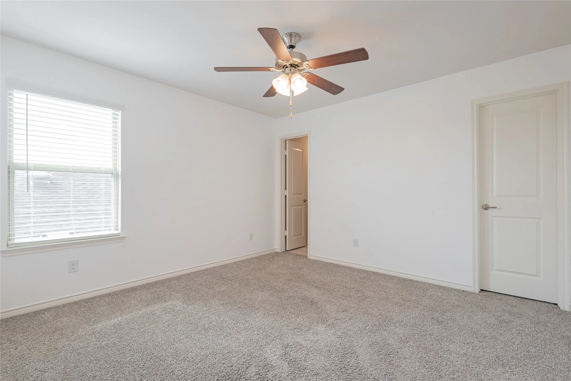 Single Family Residence For Rent in Collin County , 1816 Ferguson Lane, Mc Kinney, Texas 75071, 4 Bedroom, 4 Bathroom, 2 Garage spaces, 2,274 Sqft, built in 2019, mls#21384217, Real Estate Agent in Mc Kinney, Homes For Rent in Collin county, Homes For Rent in Mc Kinney, Realtor in Mc Kinney Texas, Real Estate Brokerage Independent Realty Texas, Luminita Cordes Realtor