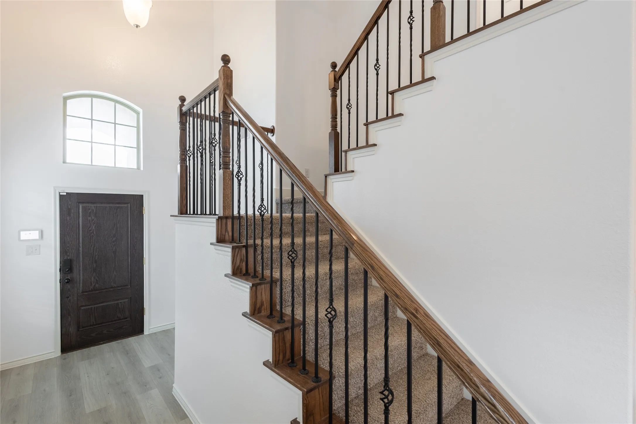Single Family Residence For Rent in Collin County , 1816 Ferguson Lane, Mc Kinney, Texas 75071, 4 Bedroom, 4 Bathroom, 2 Garage spaces, 2,274 Sqft, built in 2019, mls#21384217, Real Estate Agent in Mc Kinney, Homes For Rent in Collin county, Homes For Rent in Mc Kinney, Realtor in Mc Kinney Texas, Real Estate Brokerage Independent Realty Texas, Luminita Cordes Realtor