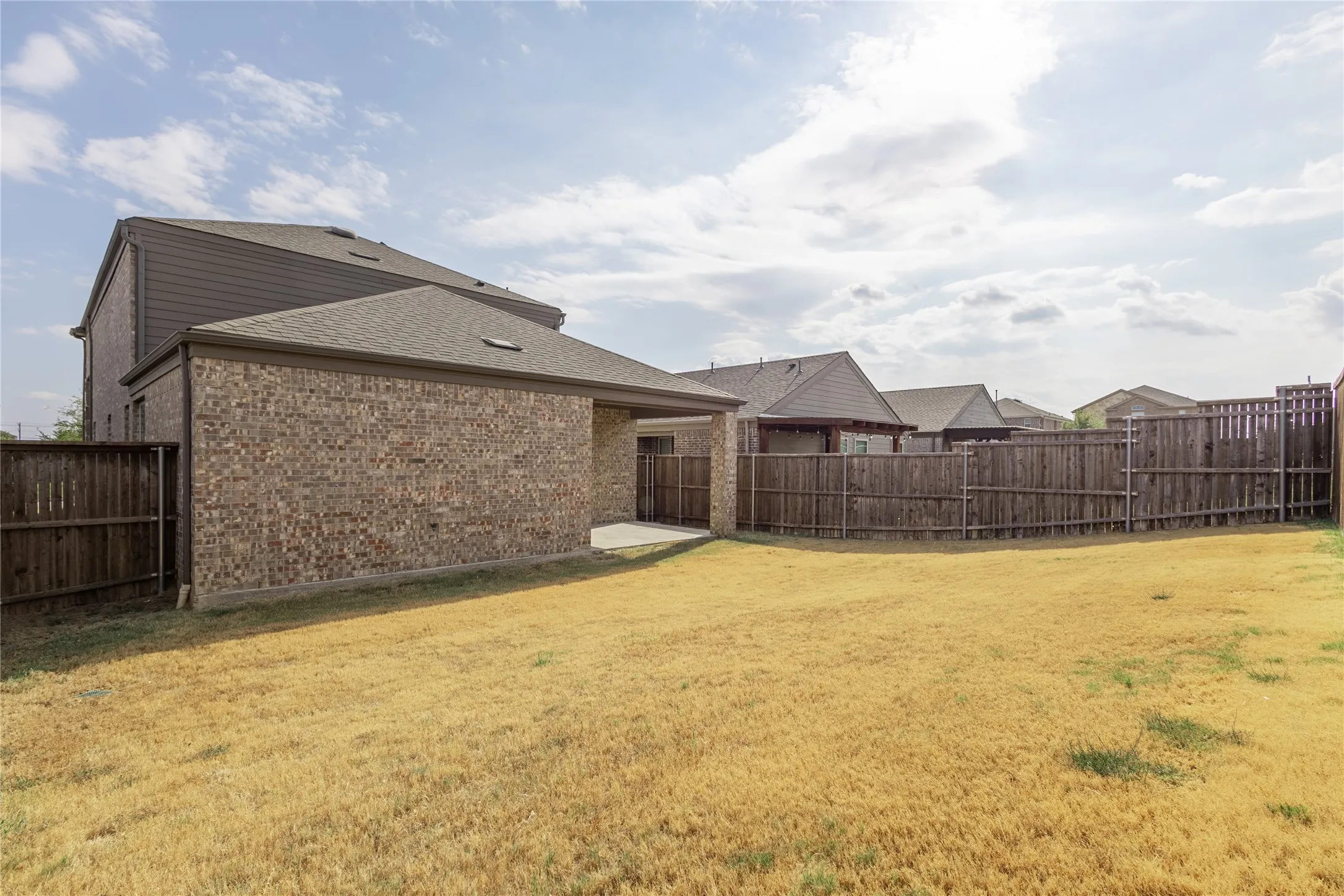 Single Family Residence For Rent in Collin County , 1816 Ferguson Lane, Mc Kinney, Texas 75071, 4 Bedroom, 4 Bathroom, 2 Garage spaces, 2,274 Sqft, built in 2019, mls#21384217, Real Estate Agent in Mc Kinney, Homes For Rent in Collin county, Homes For Rent in Mc Kinney, Realtor in Mc Kinney Texas, Real Estate Brokerage Independent Realty Texas, Luminita Cordes Realtor