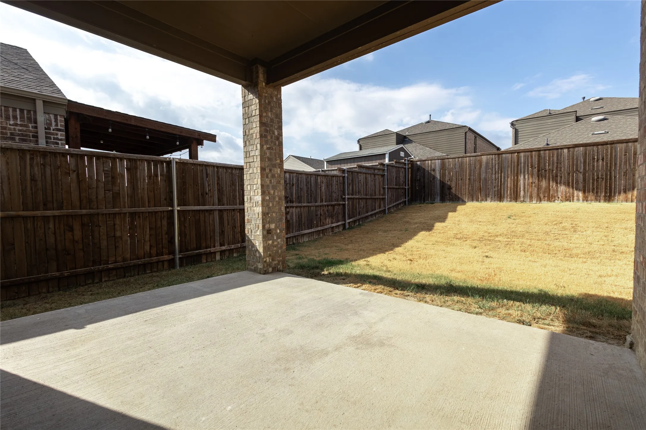 Single Family Residence For Rent in Collin County , 1816 Ferguson Lane, Mc Kinney, Texas 75071, 4 Bedroom, 4 Bathroom, 2 Garage spaces, 2,274 Sqft, built in 2019, mls#21384217, Real Estate Agent in Mc Kinney, Homes For Rent in Collin county, Homes For Rent in Mc Kinney, Realtor in Mc Kinney Texas, Real Estate Brokerage Independent Realty Texas, Luminita Cordes Realtor