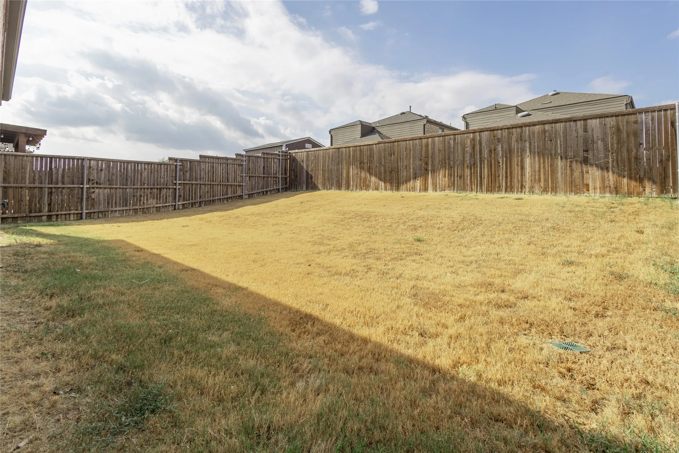 Single Family Residence For Rent in Collin County , 1816 Ferguson Lane, Mc Kinney, Texas 75071, 4 Bedroom, 4 Bathroom, 2 Garage spaces, 2,274 Sqft, built in 2019, mls#21384217, Real Estate Agent in Mc Kinney, Homes For Rent in Collin county, Homes For Rent in Mc Kinney, Realtor in Mc Kinney Texas, Real Estate Brokerage Independent Realty Texas, Luminita Cordes Realtor