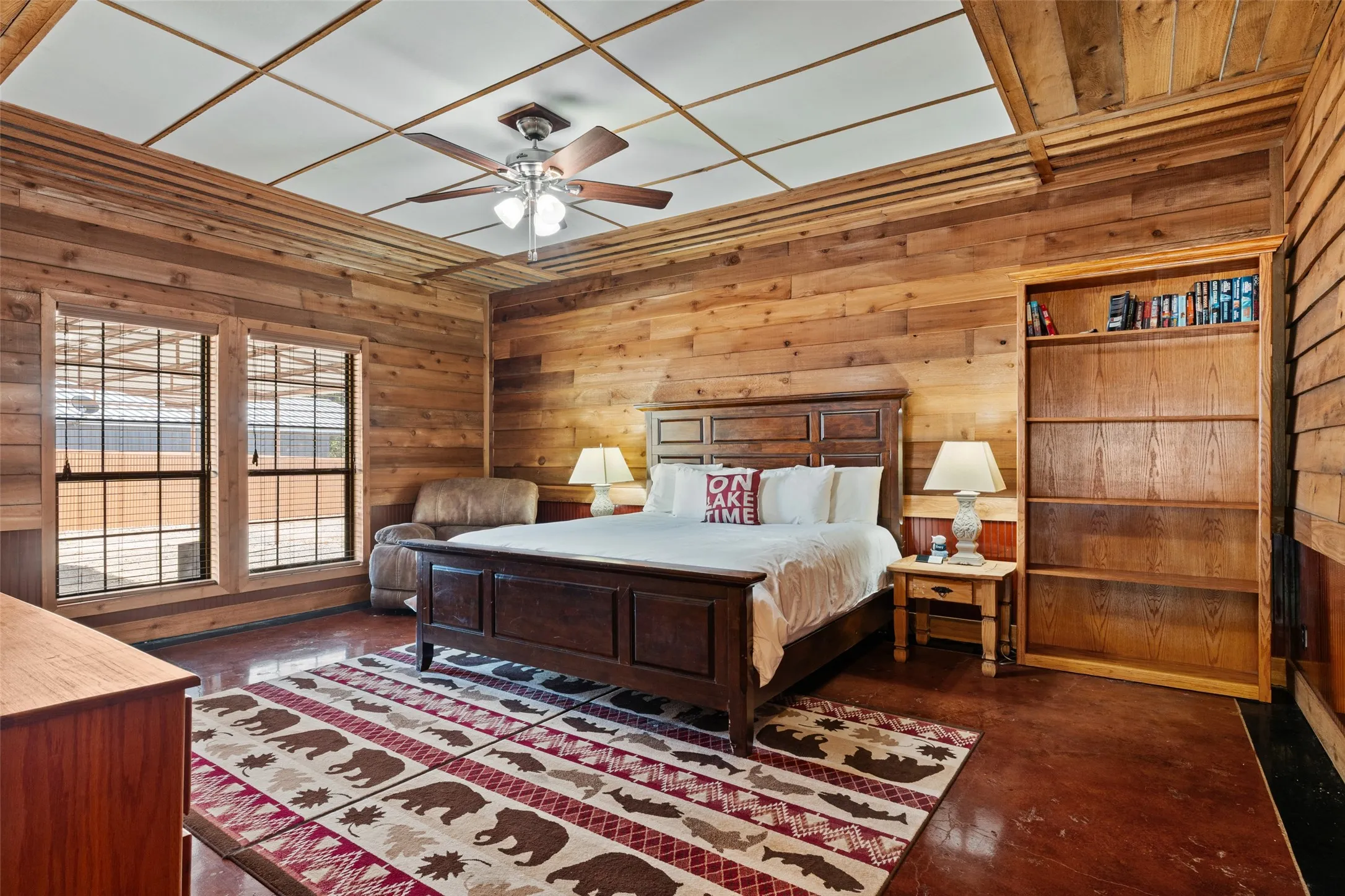 Single Family Residence For Sale in Hunt County , 7272 County Road 3516, Quinlan, Texas 75474, 4 Bedroom, 3 Bathroom, 4 Garage spaces, 4,204 Sqft, built in 1997, mls#21384182, Real Estate Agent in Quinlan, Homes For Sale in Hunt county, Homes For Sale in Quinlan, Realtor in Quinlan Texas, Real Estate Brokerage Independent Realty Texas, Luminita Cordes Realtor