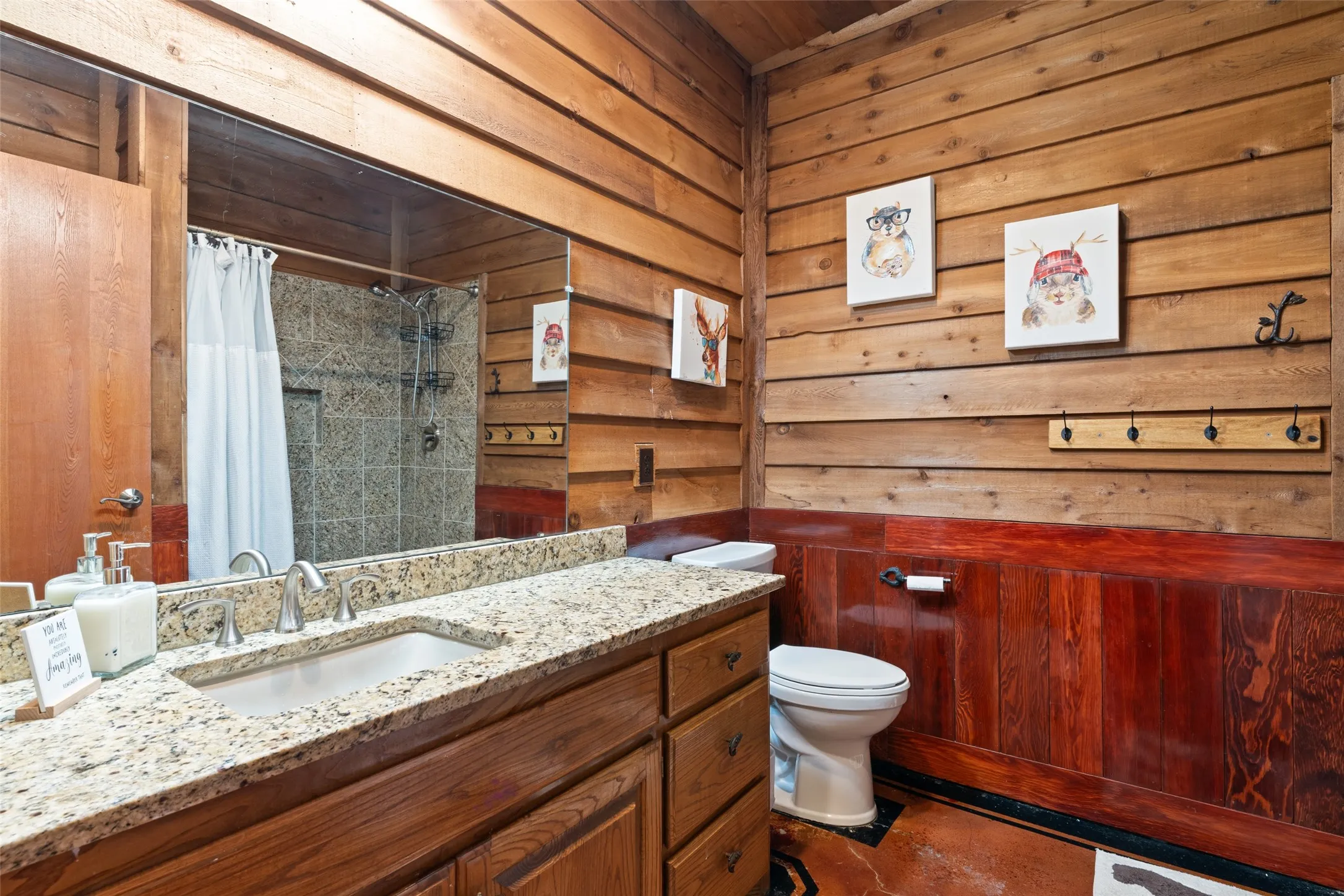 Single Family Residence For Sale in Hunt County , 7272 County Road 3516, Quinlan, Texas 75474, 4 Bedroom, 3 Bathroom, 4 Garage spaces, 4,204 Sqft, built in 1997, mls#21384182, Real Estate Agent in Quinlan, Homes For Sale in Hunt county, Homes For Sale in Quinlan, Realtor in Quinlan Texas, Real Estate Brokerage Independent Realty Texas, Luminita Cordes Realtor