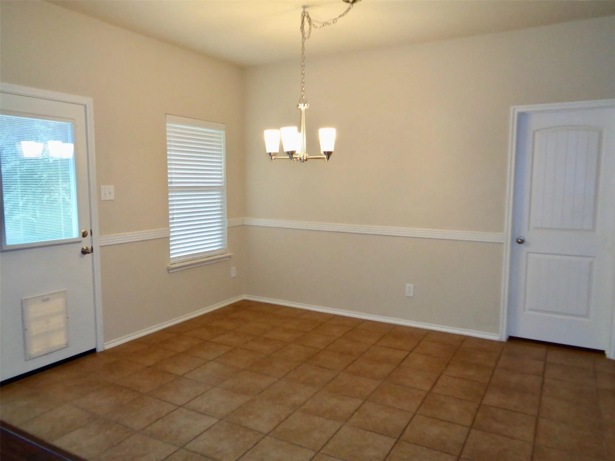 Single Family Residence For Rent in Collin County , 9700 Starfire, Mc Kinney, Texas 75072, 3 Bedroom, 2 Bathroom, 2 Garage spaces, 1,873 Sqft, built in 2009, mls#21384247, Real Estate Agent in Mc Kinney, Homes For Rent in Collin county, Homes For Rent in Mc Kinney, Realtor in Mc Kinney Texas, Real Estate Brokerage Independent Realty Texas, Luminita Cordes Realtor