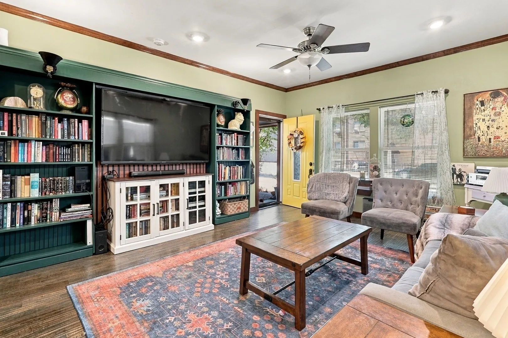 Single Family Residence For Sale in Dallas County , 2612 Idaho Avenue, Dallas, Texas 75216, 4 Bedroom, 2 Bathroom, Garage spaces, 1,760 Sqft, built in 1926, mls#21384249, Real Estate Agent in Dallas, Homes For Sale in Dallas county, Homes For Sale in Dallas, Realtor in Dallas Texas, Real Estate Brokerage Independent Realty Texas, Luminita Cordes Realtor
