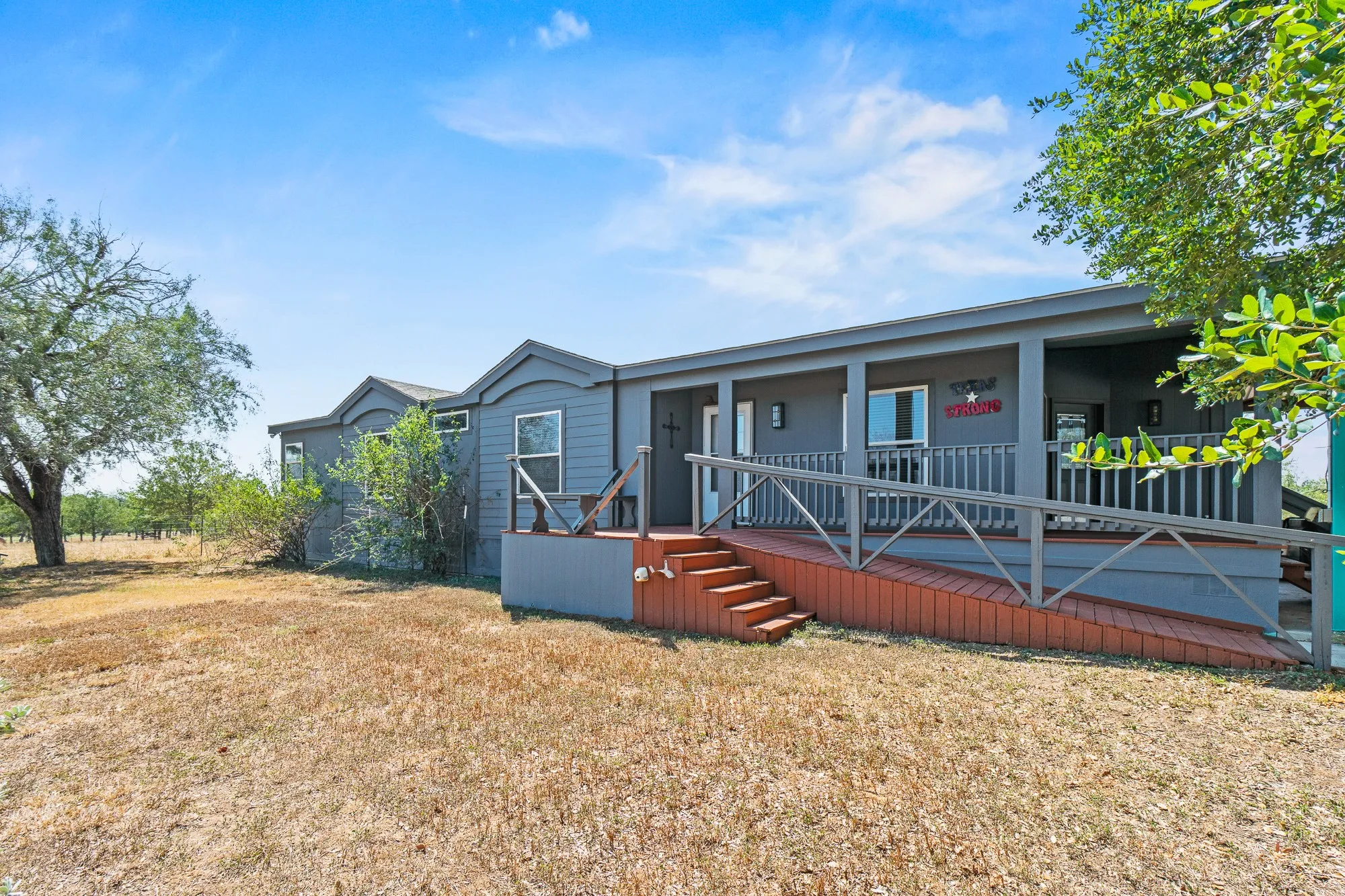 Farm For Sale in Guadalupe County , 1951 Dowdy Road, Seguin, Texas 78155, 3 Bedroom, 2 Bathroom, Garage spaces, 2,040 Sqft, built in 2004, mls#21382215, Real Estate Agent in Seguin, Homes For Sale in Guadalupe county, Homes For Sale in Seguin, Realtor in Seguin Texas, Real Estate Brokerage Independent Realty Texas, Luminita Cordes Realtor