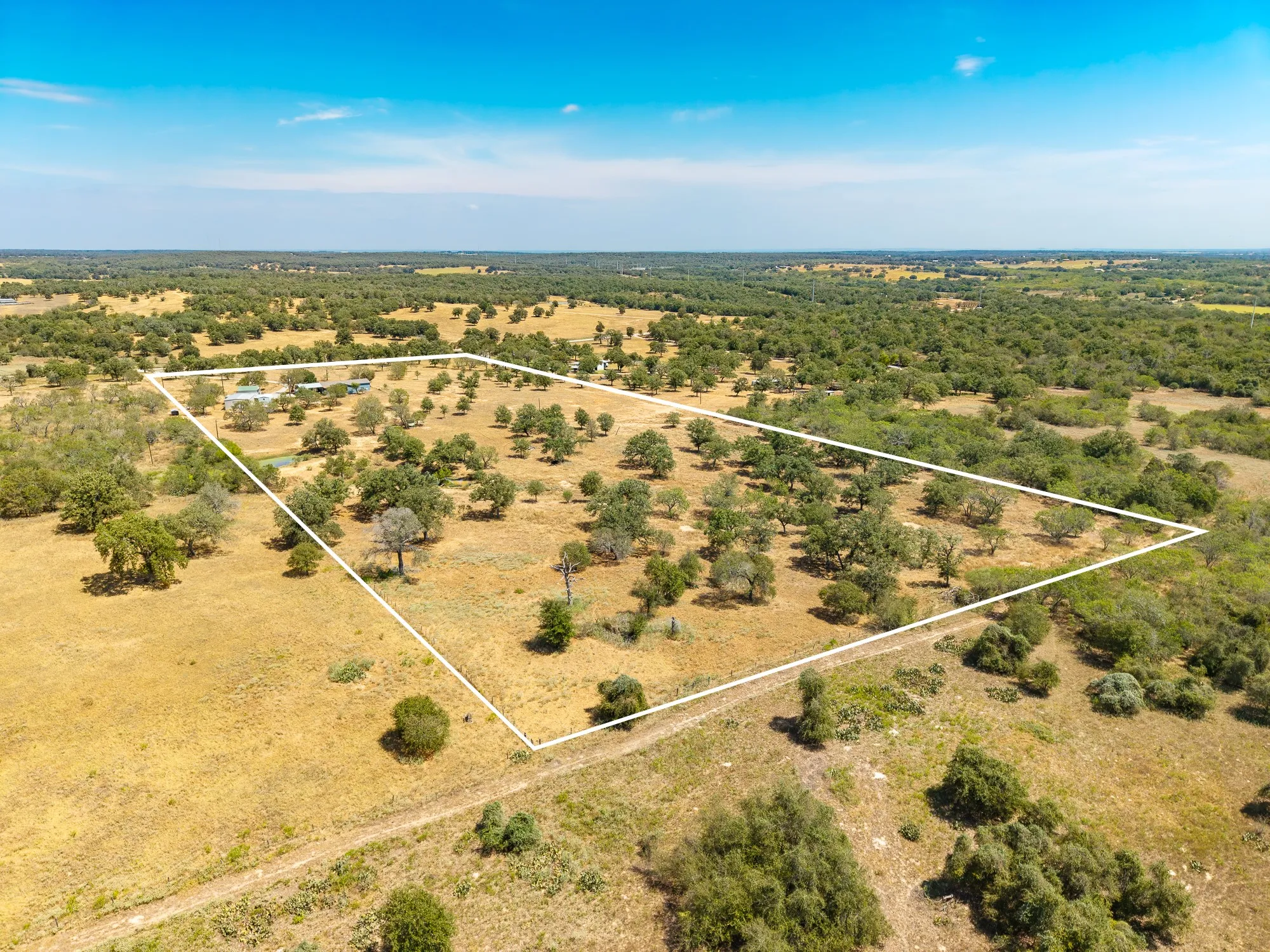 Farm For Sale in Guadalupe County , 1951 Dowdy Road, Seguin, Texas 78155, 3 Bedroom, 2 Bathroom, Garage spaces, 2,040 Sqft, built in 2004, mls#21382215, Real Estate Agent in Seguin, Homes For Sale in Guadalupe county, Homes For Sale in Seguin, Realtor in Seguin Texas, Real Estate Brokerage Independent Realty Texas, Luminita Cordes Realtor