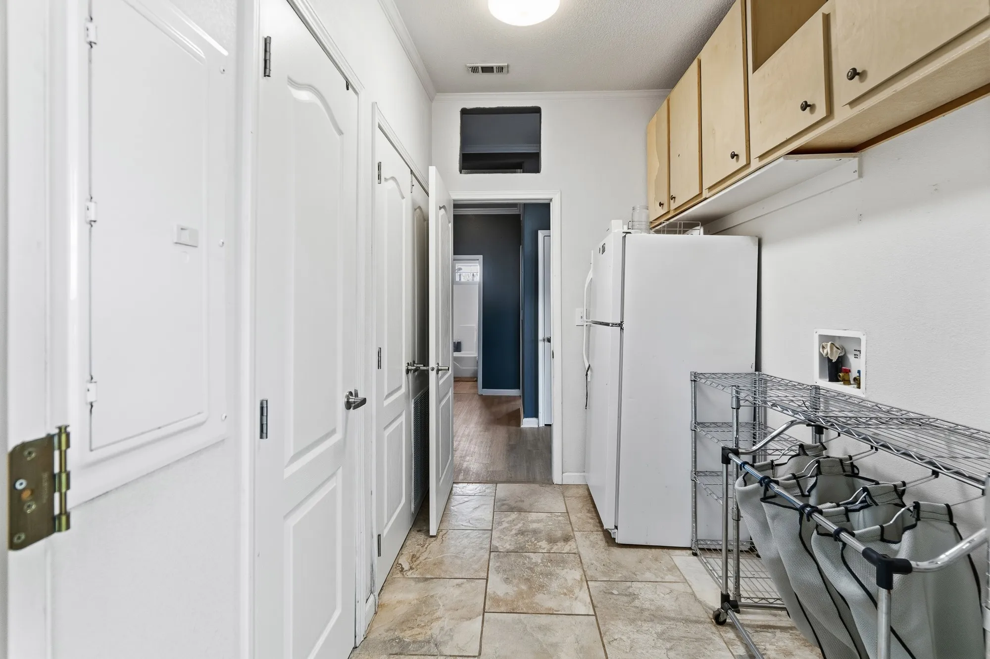 Farm For Sale in Guadalupe County , 1951 Dowdy Road, Seguin, Texas 78155, 3 Bedroom, 2 Bathroom, Garage spaces, 2,040 Sqft, built in 2004, mls#21382215, Real Estate Agent in Seguin, Homes For Sale in Guadalupe county, Homes For Sale in Seguin, Realtor in Seguin Texas, Real Estate Brokerage Independent Realty Texas, Luminita Cordes Realtor