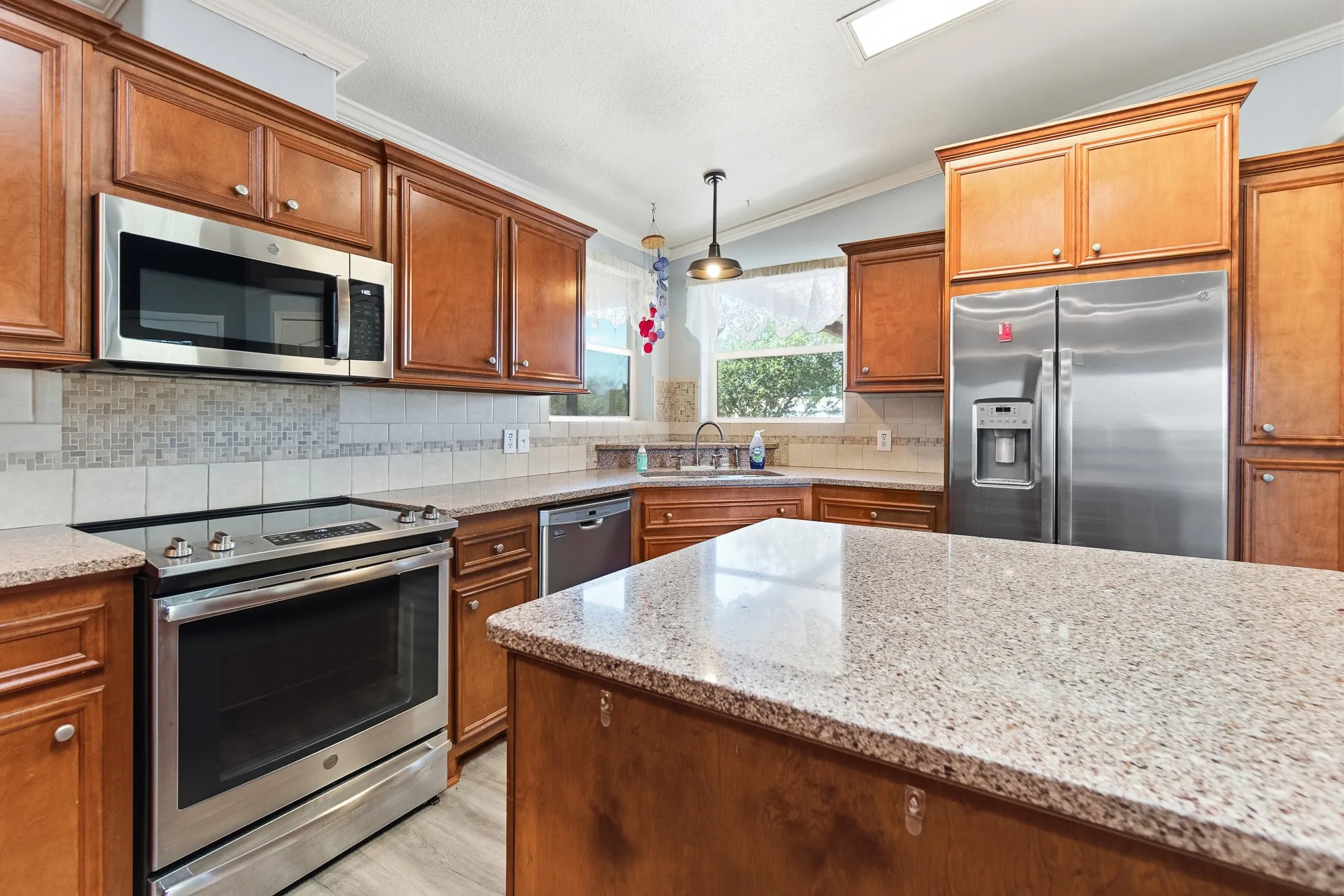 Farm For Sale in Guadalupe County , 1951 Dowdy Road, Seguin, Texas 78155, 3 Bedroom, 2 Bathroom, Garage spaces, 2,040 Sqft, built in 2004, mls#21382215, Real Estate Agent in Seguin, Homes For Sale in Guadalupe county, Homes For Sale in Seguin, Realtor in Seguin Texas, Real Estate Brokerage Independent Realty Texas, Luminita Cordes Realtor