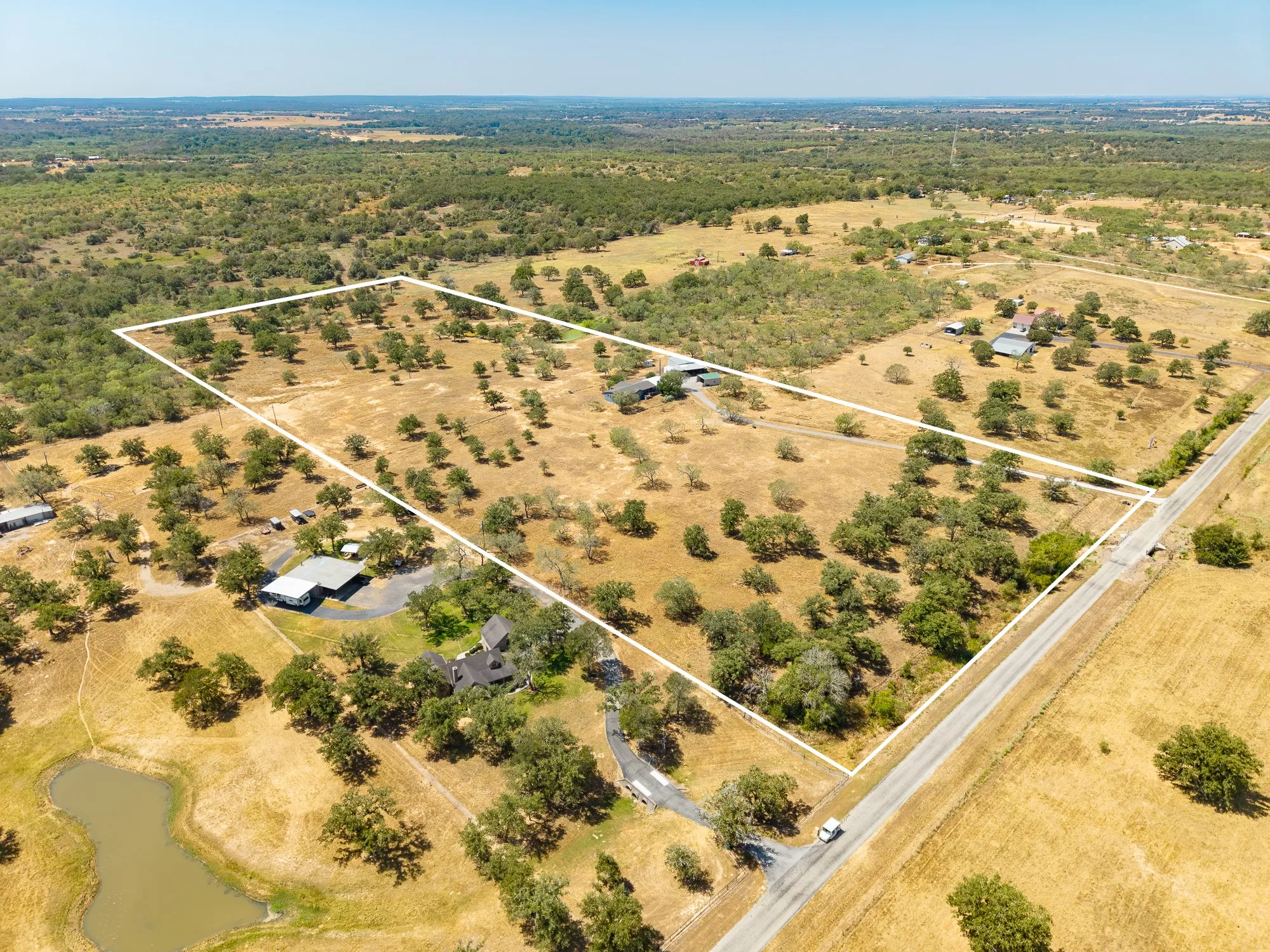 Farm For Sale in Guadalupe County , 1951 Dowdy Road, Seguin, Texas 78155, 3 Bedroom, 2 Bathroom, Garage spaces, 2,040 Sqft, built in 2004, mls#21382215, Real Estate Agent in Seguin, Homes For Sale in Guadalupe county, Homes For Sale in Seguin, Realtor in Seguin Texas, Real Estate Brokerage Independent Realty Texas, Luminita Cordes Realtor