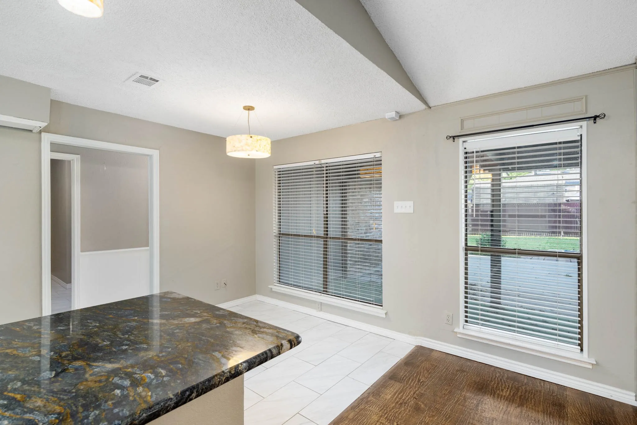 Single Family Residence For Rent in Tarrant County , 2017 Iron Horse Court, Arlington, Texas 76017, 4 Bedroom, 3 Bathroom, 2 Garage spaces, 2,522 Sqft, built in 1979, mls#21384220, Real Estate Agent in Arlington, Homes For Rent in Tarrant county, Homes For Rent in Arlington, Realtor in Arlington Texas, Real Estate Brokerage Independent Realty Texas, Luminita Cordes Realtor