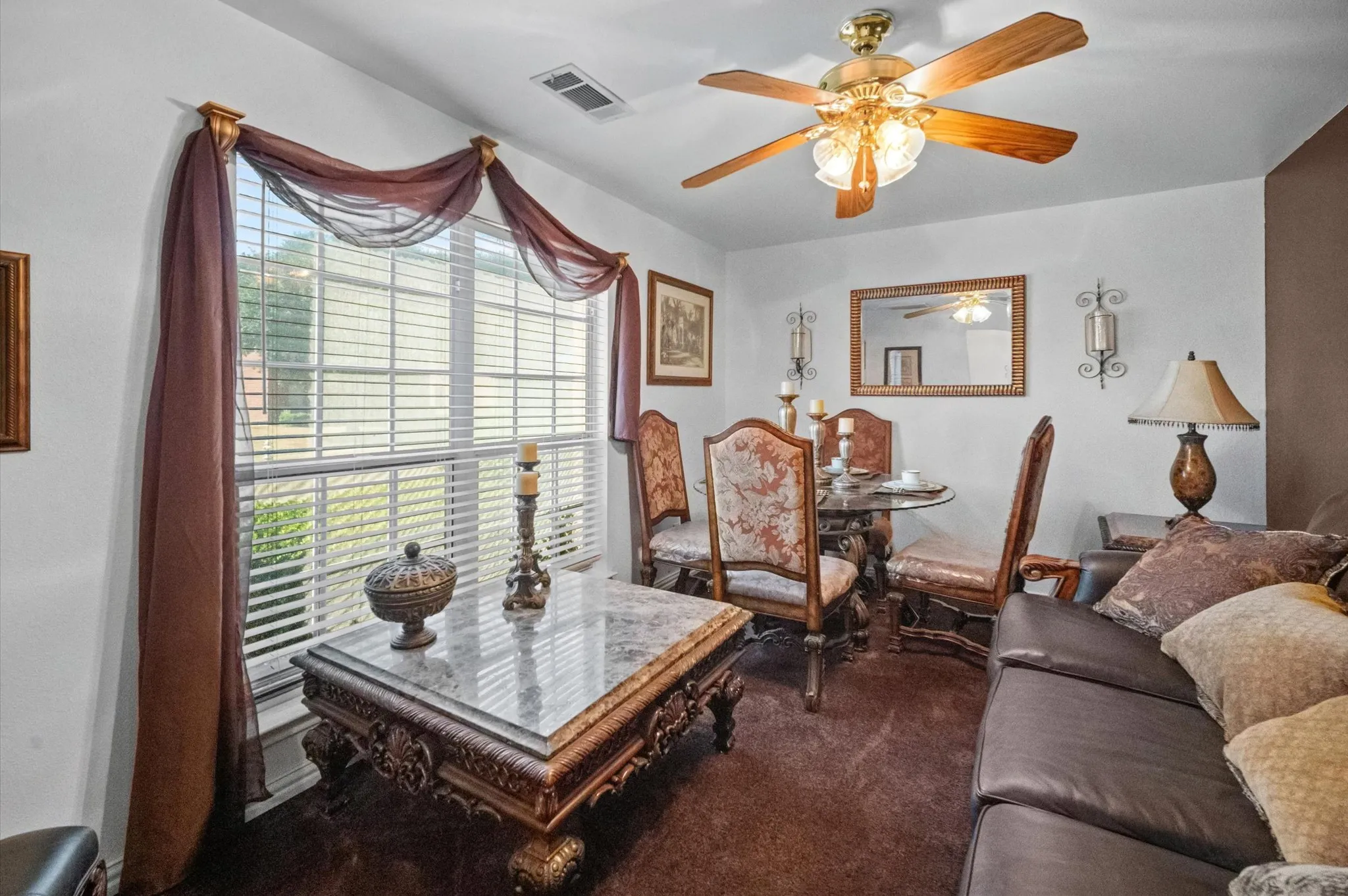 Single Family Residence For Sale in Dallas County , 717 Eldorado Drive, De Soto, Texas 75115, 4 Bedroom, 3 Bathroom, 2 Garage spaces, 2,650 Sqft, built in 2003, mls#21384263, Real Estate Agent in De Soto, Homes For Sale in Dallas county, Homes For Sale in De Soto, Realtor in De Soto Texas, Real Estate Brokerage Independent Realty Texas, Luminita Cordes Realtor