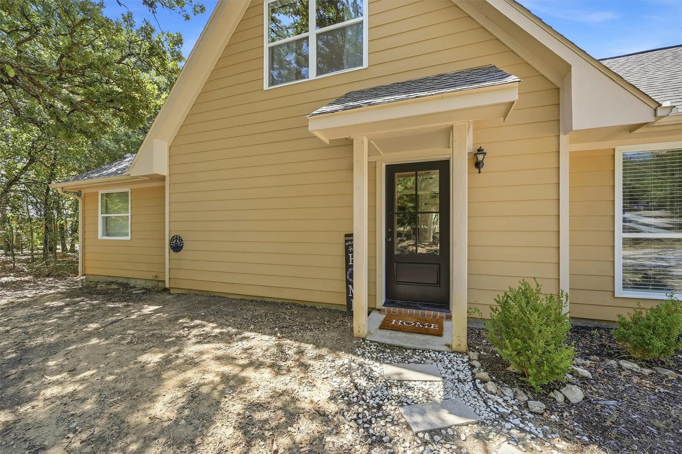 Single Family Residence For Sale in Cooke County , 90 County Road 2256, Valley View, Texas 76272, 3 Bedroom, 1 Bathroom, Garage spaces, 1,898 Sqft, built in 2008, mls#21384229, Real Estate Agent in Valley View, Homes For Sale in Cooke county, Homes For Sale in Valley View, Realtor in Valley View Texas, Real Estate Brokerage Independent Realty Texas, Luminita Cordes Realtor