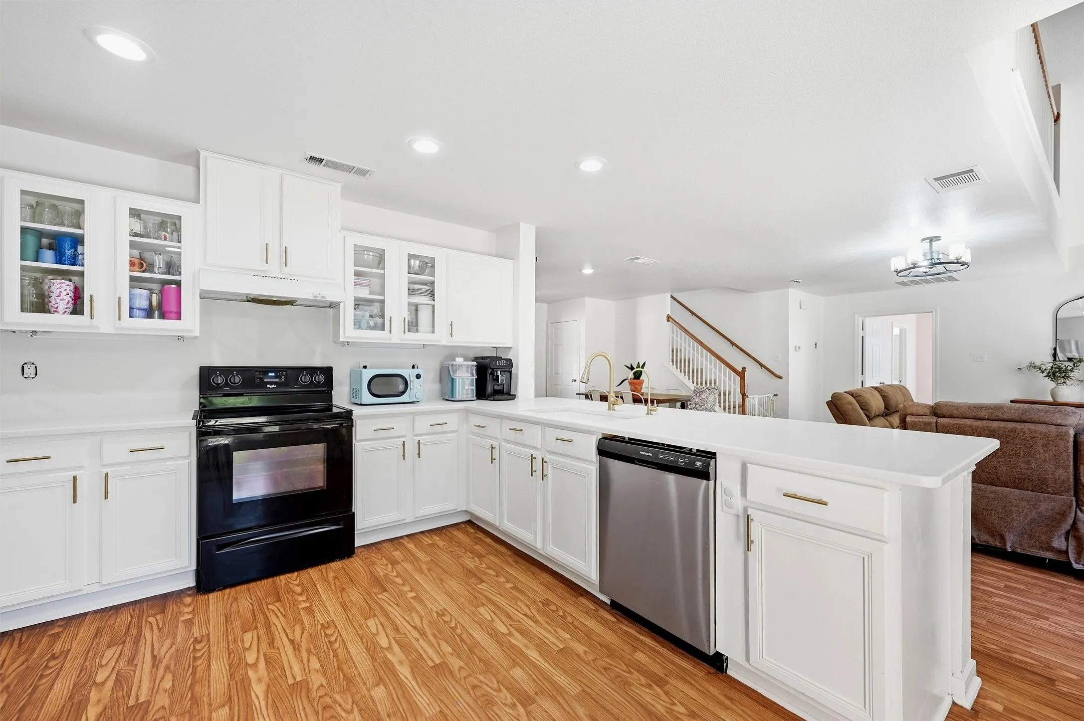 Single Family Residence For Sale in Cooke County , 90 County Road 2256, Valley View, Texas 76272, 3 Bedroom, 1 Bathroom, Garage spaces, 1,898 Sqft, built in 2008, mls#21384229, Real Estate Agent in Valley View, Homes For Sale in Cooke county, Homes For Sale in Valley View, Realtor in Valley View Texas, Real Estate Brokerage Independent Realty Texas, Luminita Cordes Realtor