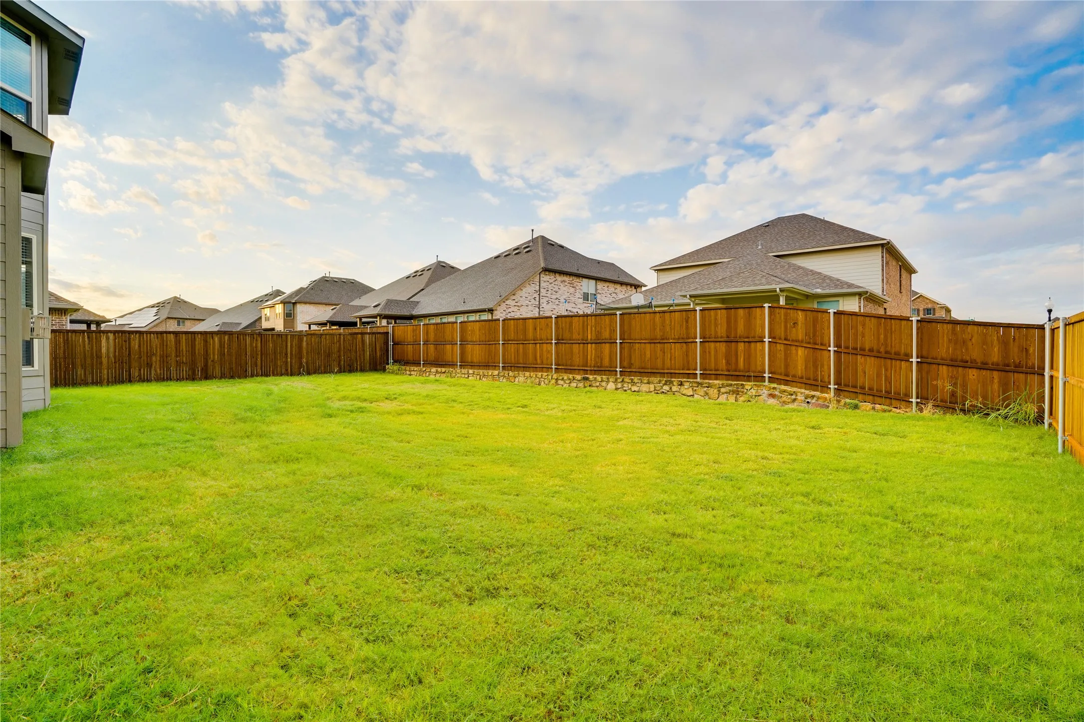 Single Family Residence For Rent in Denton County , 1521 Bison Trail, Aubrey, Texas 76227, 5 Bedroom, 4 Bathroom, 3 Garage spaces, 4,000 Sqft, built in 2022, mls#21384274, Real Estate Agent in Aubrey, Homes For Rent in Denton county, Homes For Rent in Aubrey, Realtor in Aubrey Texas, Real Estate Brokerage Independent Realty Texas, Luminita Cordes Realtor