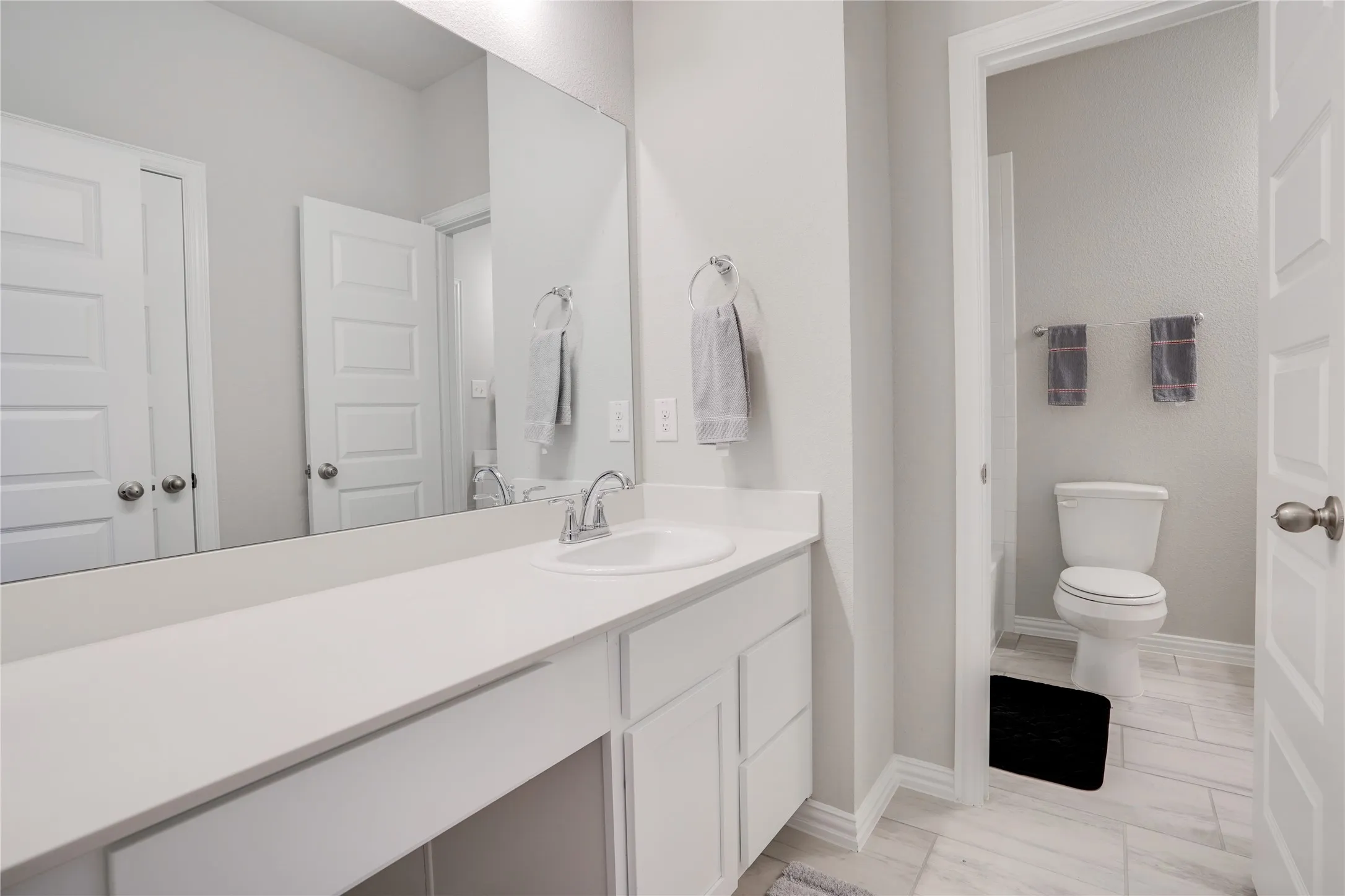 Single Family Residence For Rent in Denton County , 1521 Bison Trail, Aubrey, Texas 76227, 5 Bedroom, 4 Bathroom, 3 Garage spaces, 4,000 Sqft, built in 2022, mls#21384274, Real Estate Agent in Aubrey, Homes For Rent in Denton county, Homes For Rent in Aubrey, Realtor in Aubrey Texas, Real Estate Brokerage Independent Realty Texas, Luminita Cordes Realtor