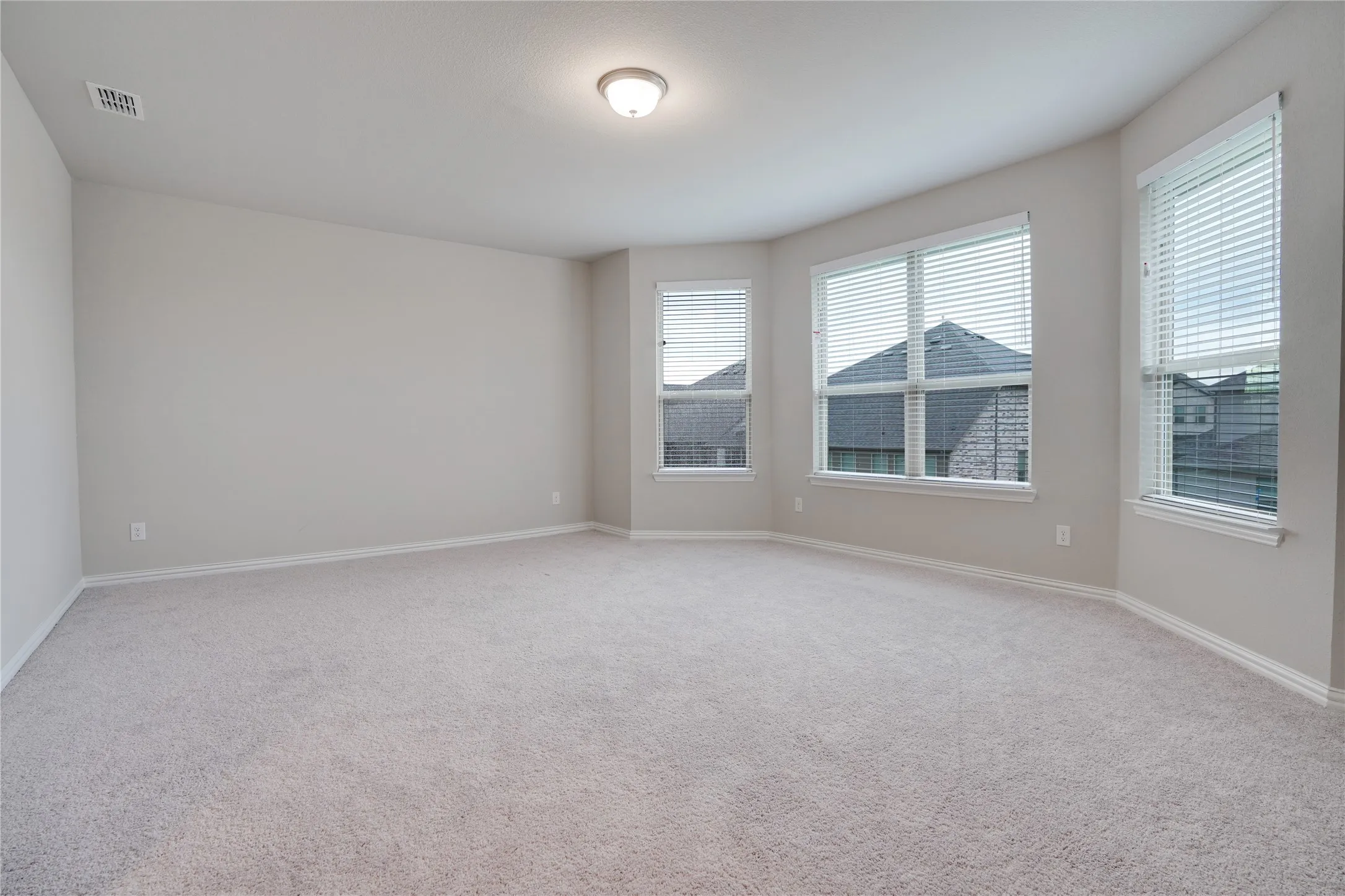 Single Family Residence For Rent in Denton County , 1521 Bison Trail, Aubrey, Texas 76227, 5 Bedroom, 4 Bathroom, 3 Garage spaces, 4,000 Sqft, built in 2022, mls#21384274, Real Estate Agent in Aubrey, Homes For Rent in Denton county, Homes For Rent in Aubrey, Realtor in Aubrey Texas, Real Estate Brokerage Independent Realty Texas, Luminita Cordes Realtor