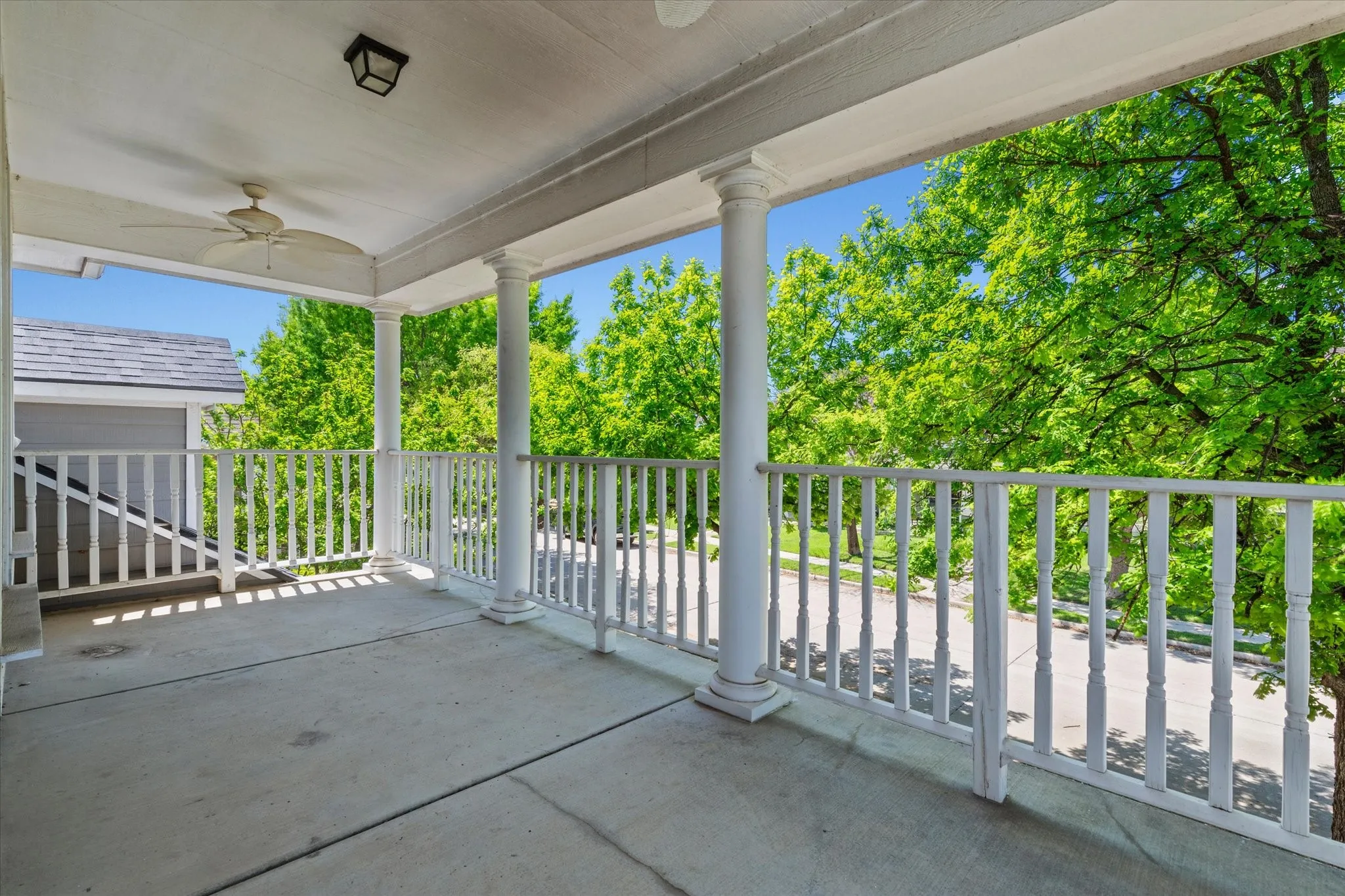 Single Family Residence For Sale in Denton County , 1036 Elm Drive, Providence Village, Texas 76227, 4 Bedroom, 3 Bathroom, 2 Garage spaces, 2,600 Sqft, built in 2002, mls#21384271, Real Estate Agent in Providence Village, Homes For Sale in Denton county, Homes For Sale in Providence Village, Realtor in Providence Village Texas, Real Estate Brokerage Independent Realty Texas, Luminita Cordes Realtor