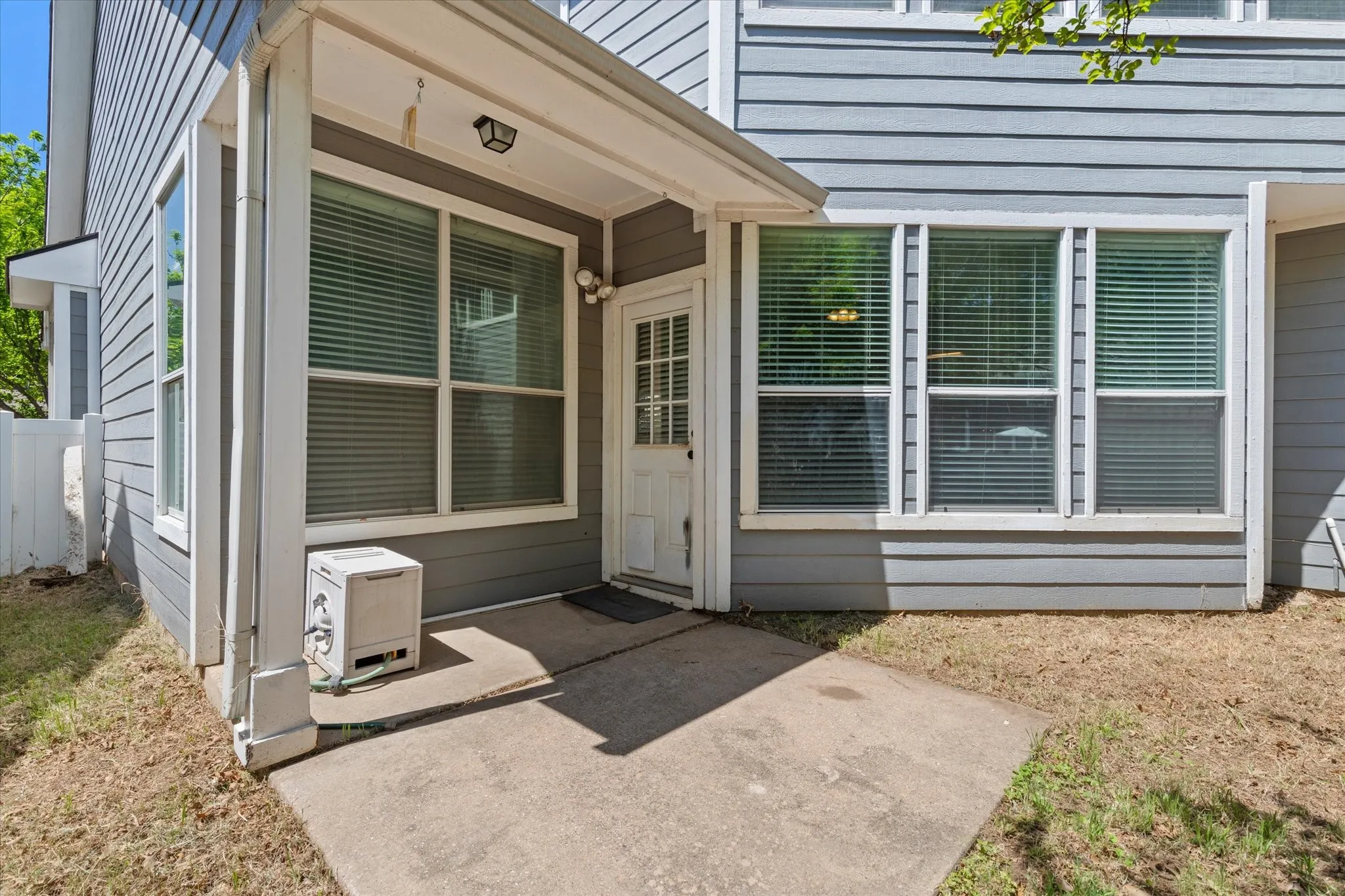Single Family Residence For Sale in Denton County , 1036 Elm Drive, Providence Village, Texas 76227, 4 Bedroom, 3 Bathroom, 2 Garage spaces, 2,600 Sqft, built in 2002, mls#21384271, Real Estate Agent in Providence Village, Homes For Sale in Denton county, Homes For Sale in Providence Village, Realtor in Providence Village Texas, Real Estate Brokerage Independent Realty Texas, Luminita Cordes Realtor